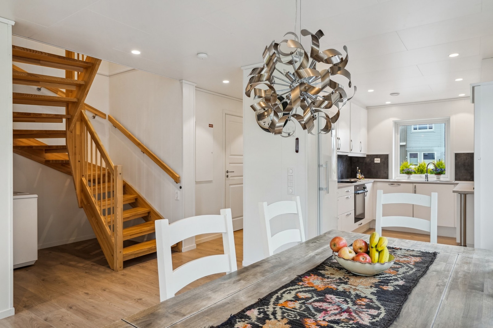 Her skapes det et sosialt allrom med god plass til både familie og venner. Galleribilde