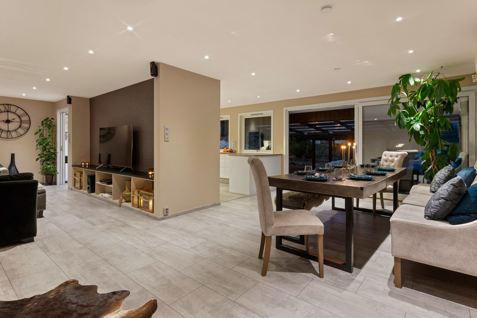 Kveldsstemning. Galleribilde