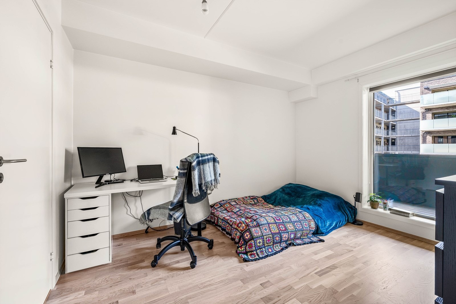 Her får man plass til en stor seng. Galleribilde
