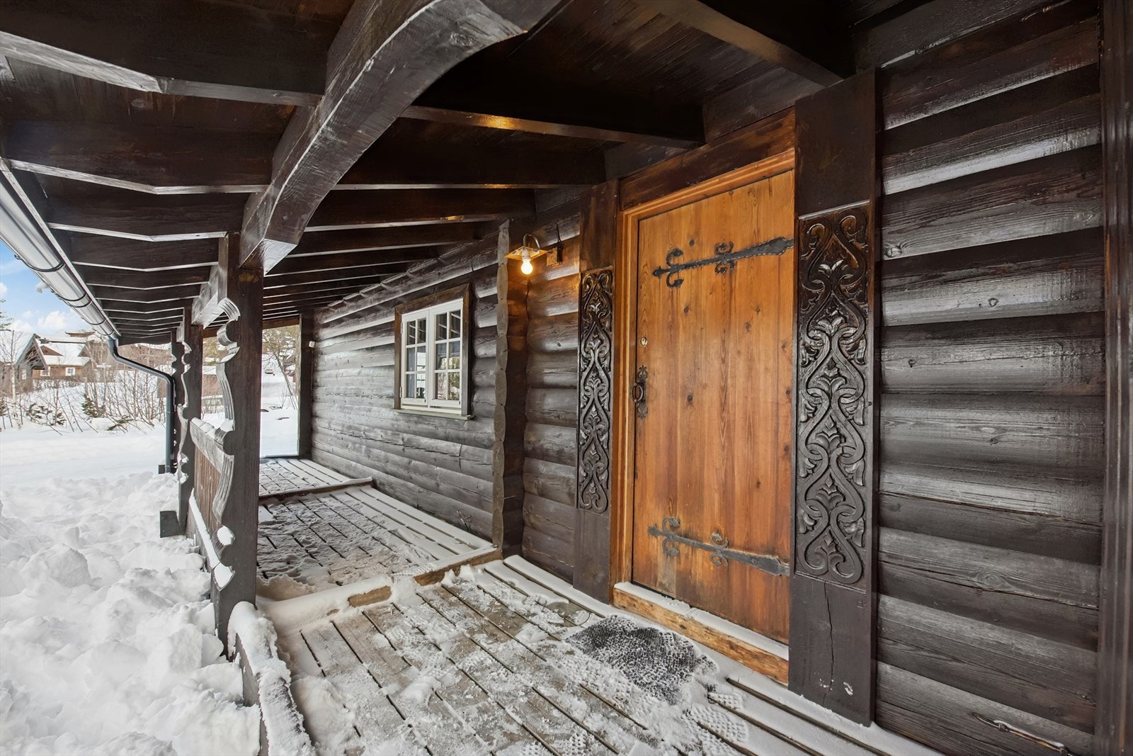 Fra parkering går du rett inn i svalgangen. Galleribilde