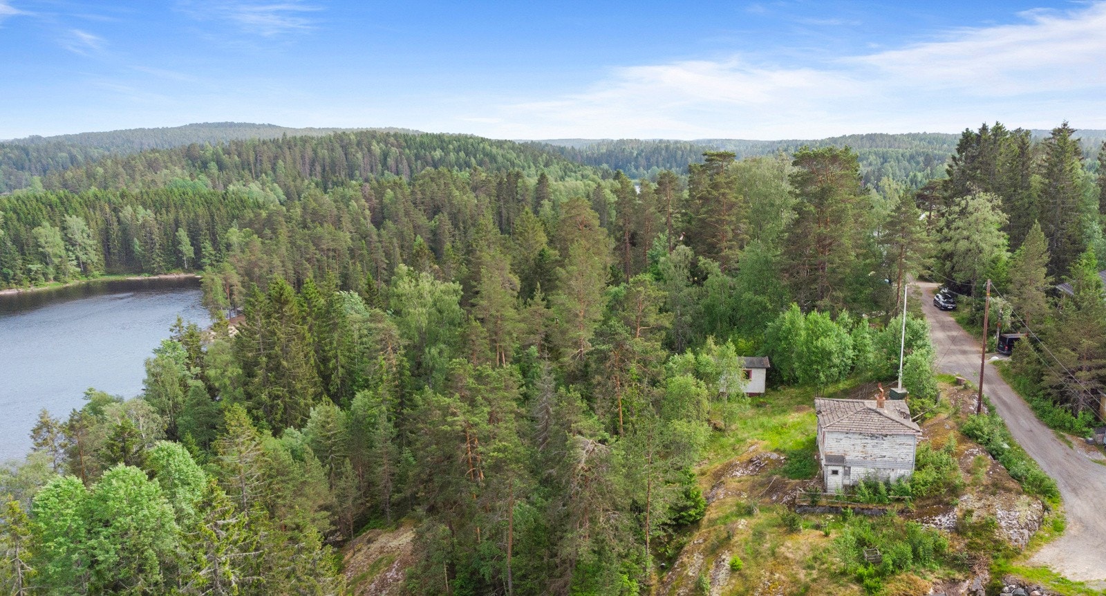 Her kan man bo i rolige og barnevennlige omgivelser tett på naturen Galleribilde