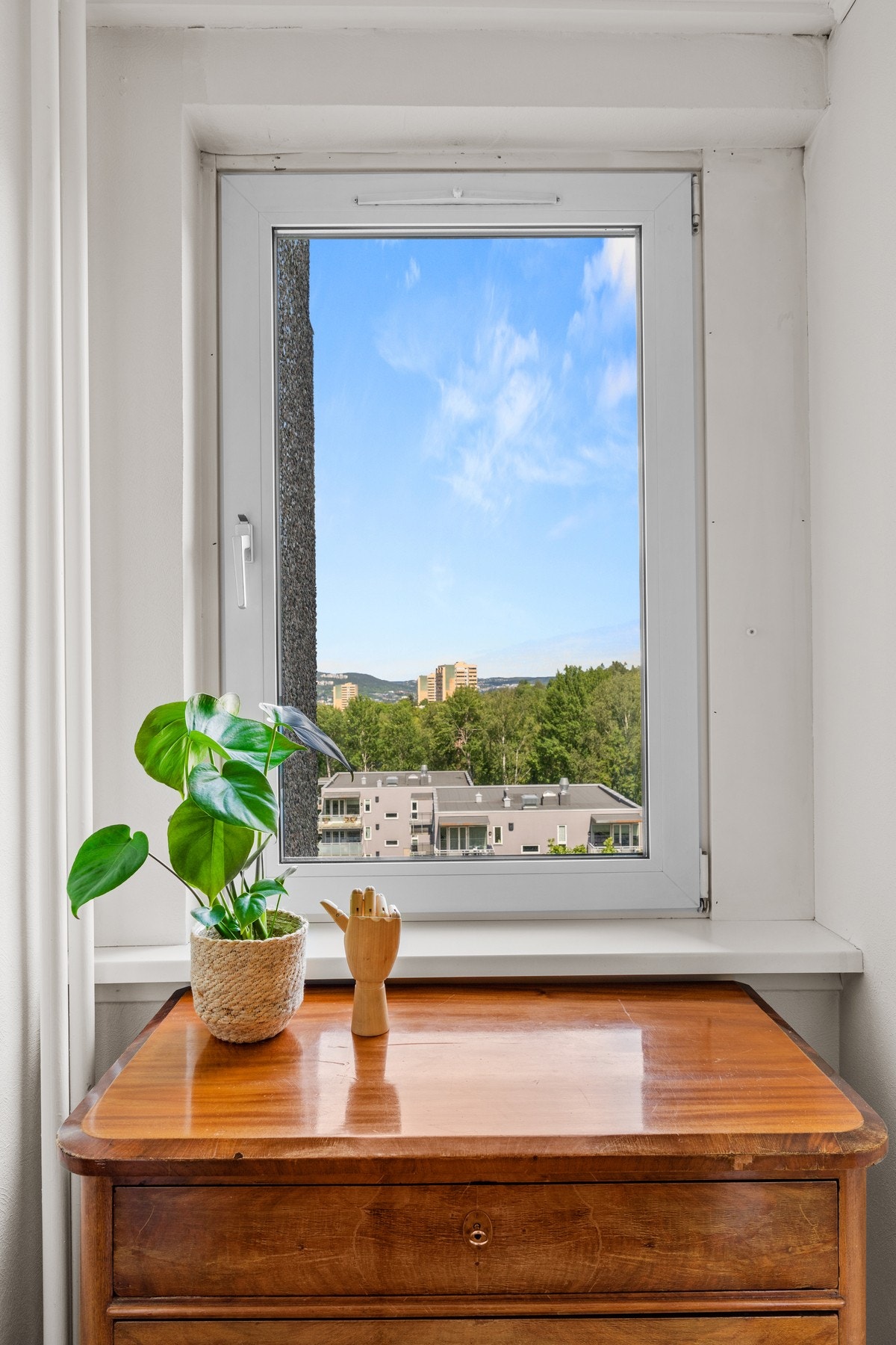 Husdyr er tillatt, så lenge dette er ikke til sjenanse for andre beboere. Se borettslagets husordensregler for nærmere bestemmelser. Galleribilde