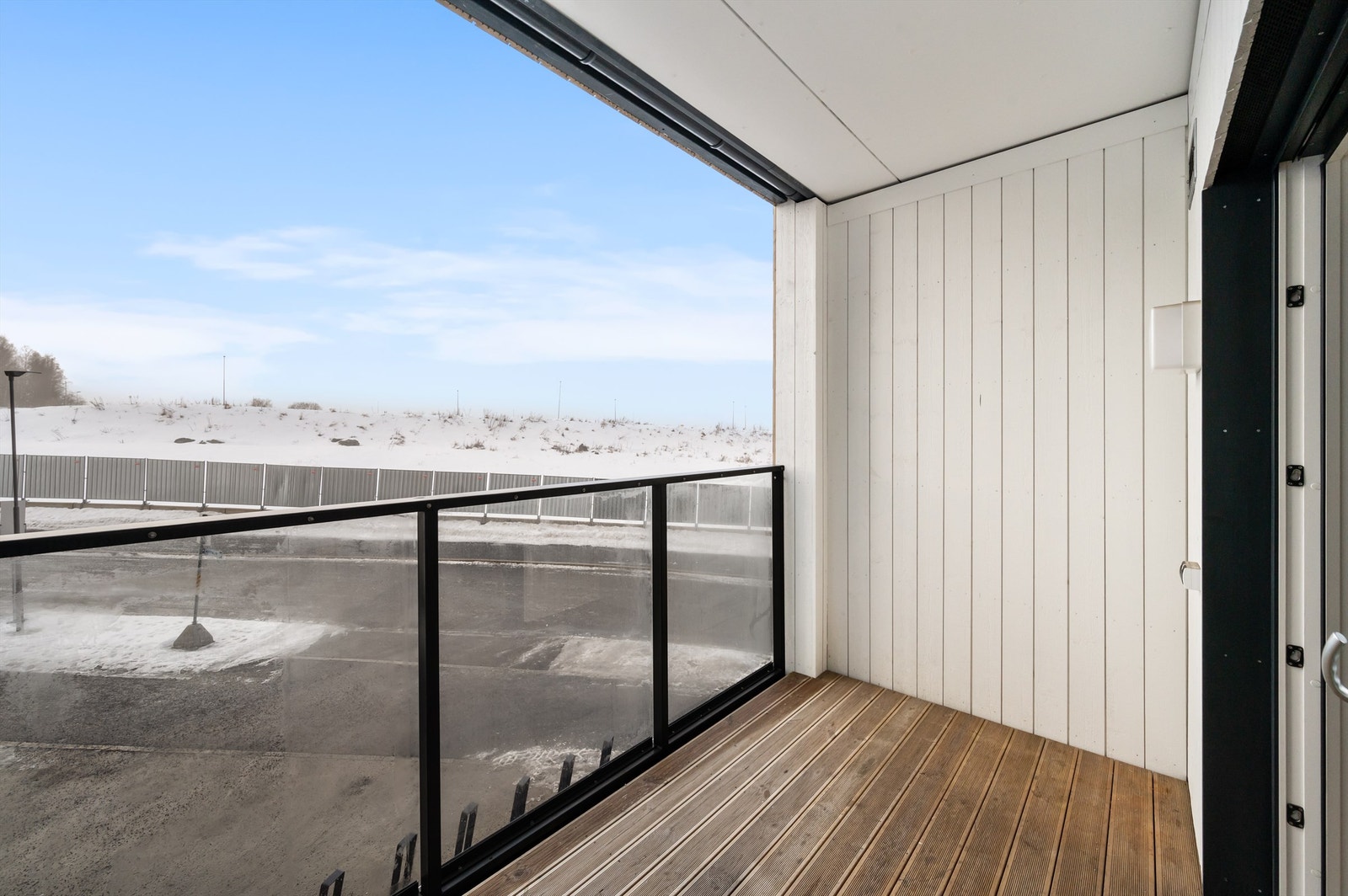 Her kan du enkelt innrede med en hyggelig sittegruppe der årets varme dager kan nytes. Galleribilde