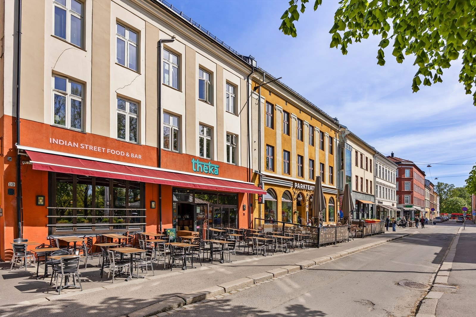 Populært område med mange spisesteder og kulturtilbud. Galleribilde