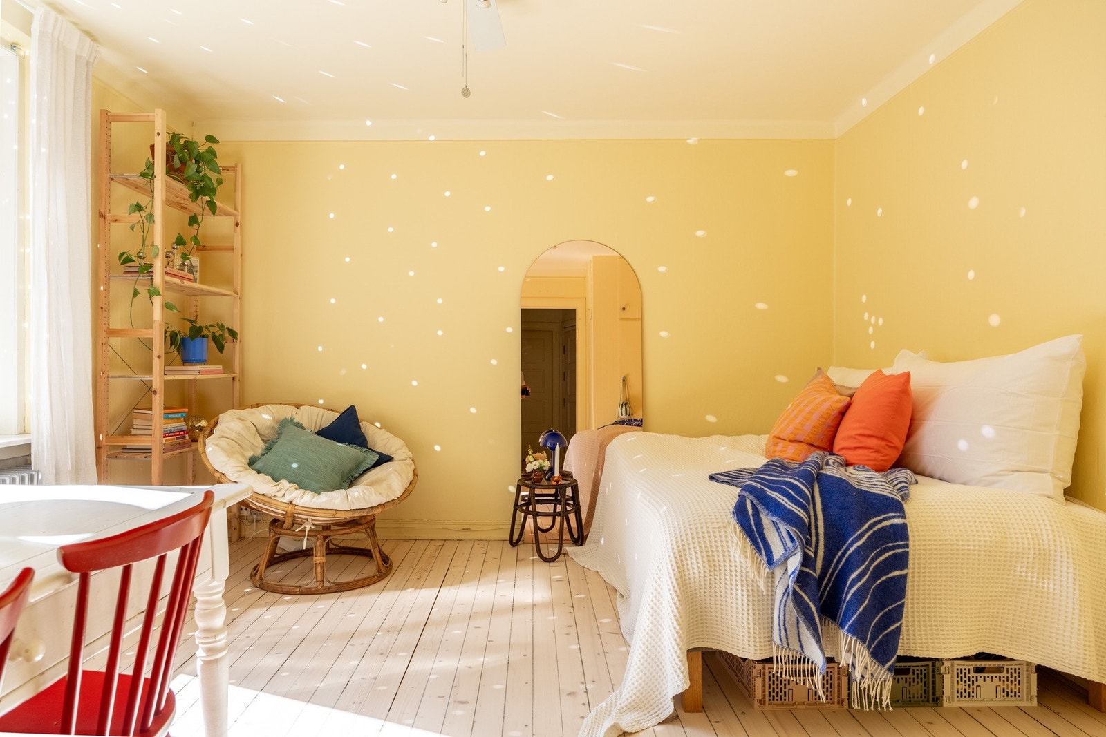 Hele leiligheten er vendt mot rolig bakgård. Galleribilde