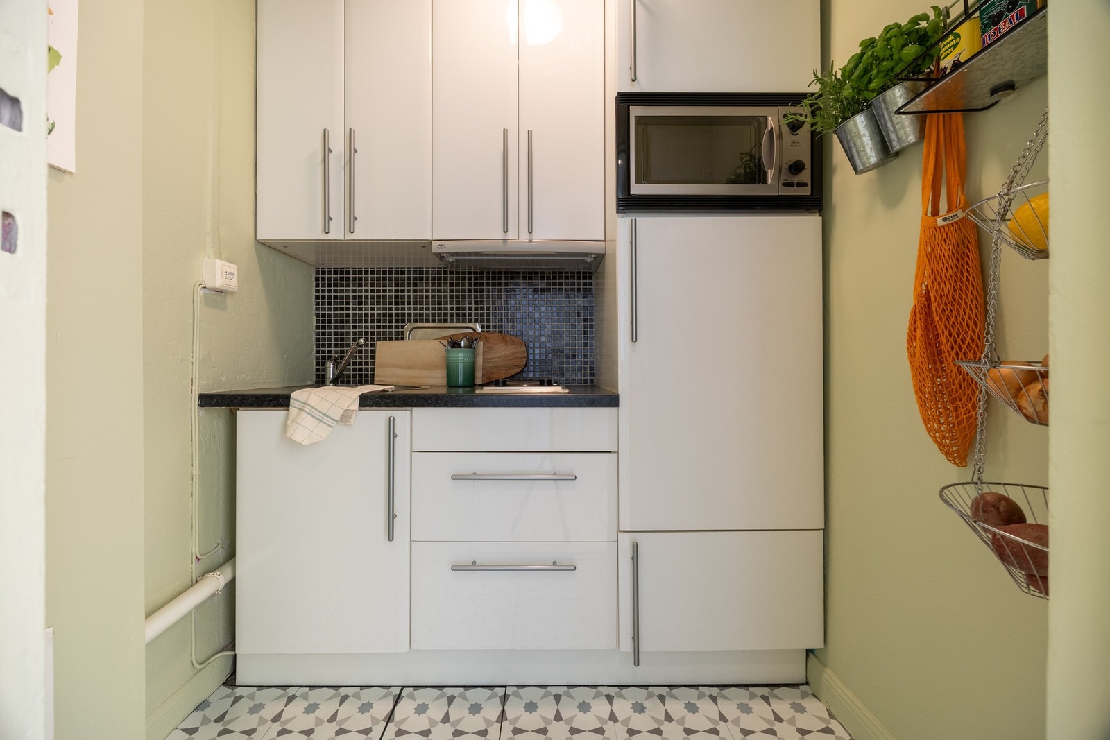 Separat kjøkken med alt man trenger. Galleribilde