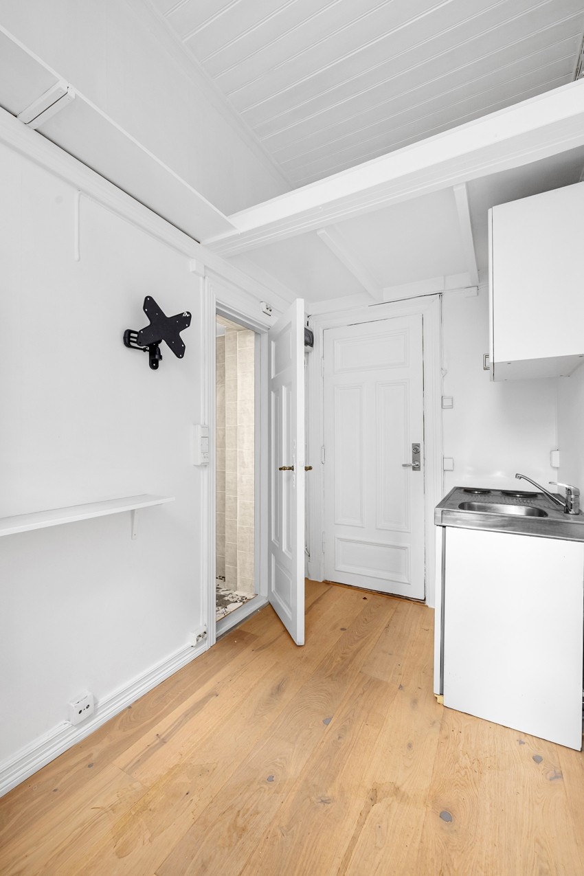 Åpning mot toalettrom er ikke byggemeldt. Galleribilde