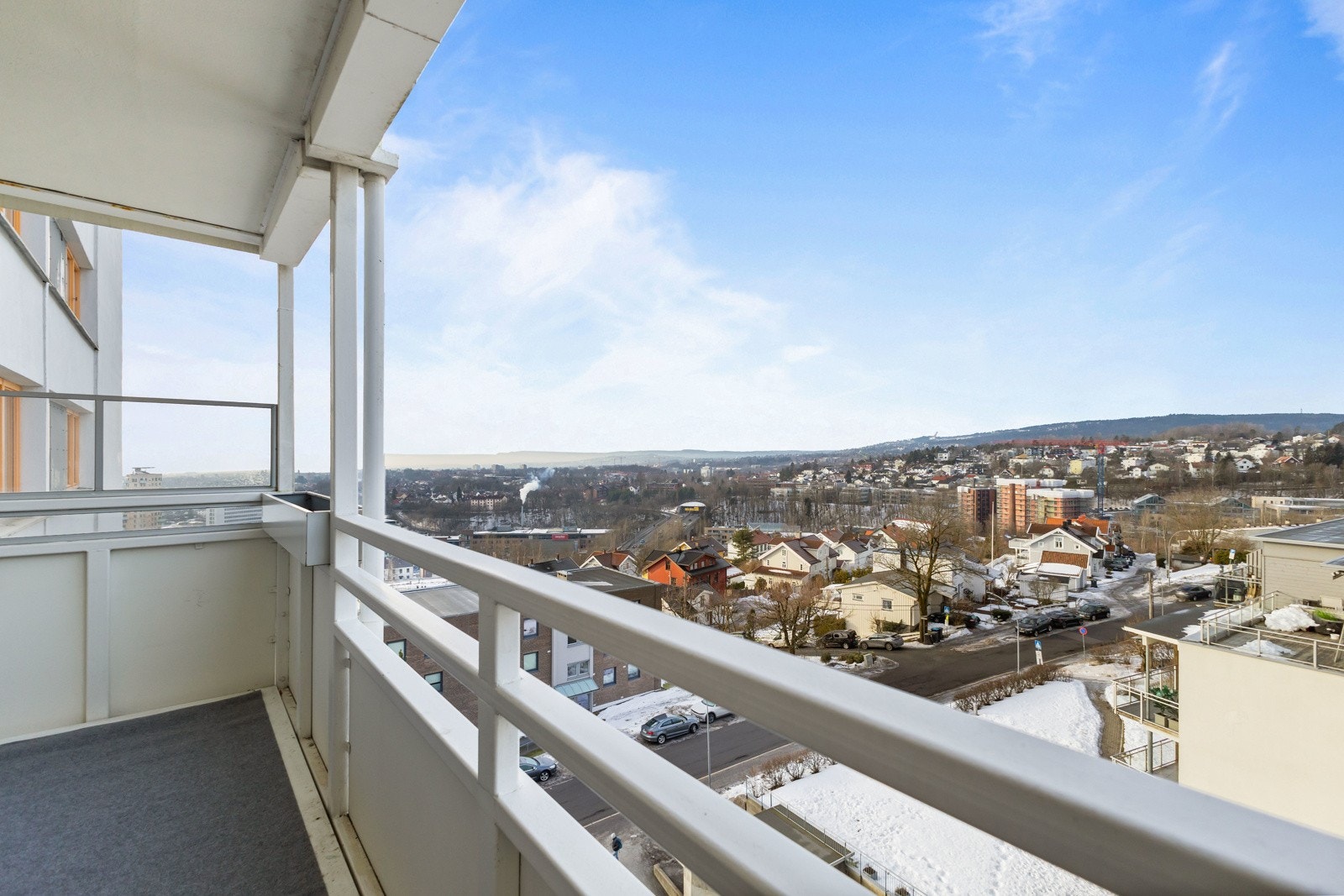 Du sitter høyt og fritt i byggets 6. etasje med god utsikt over byen. Galleribilde