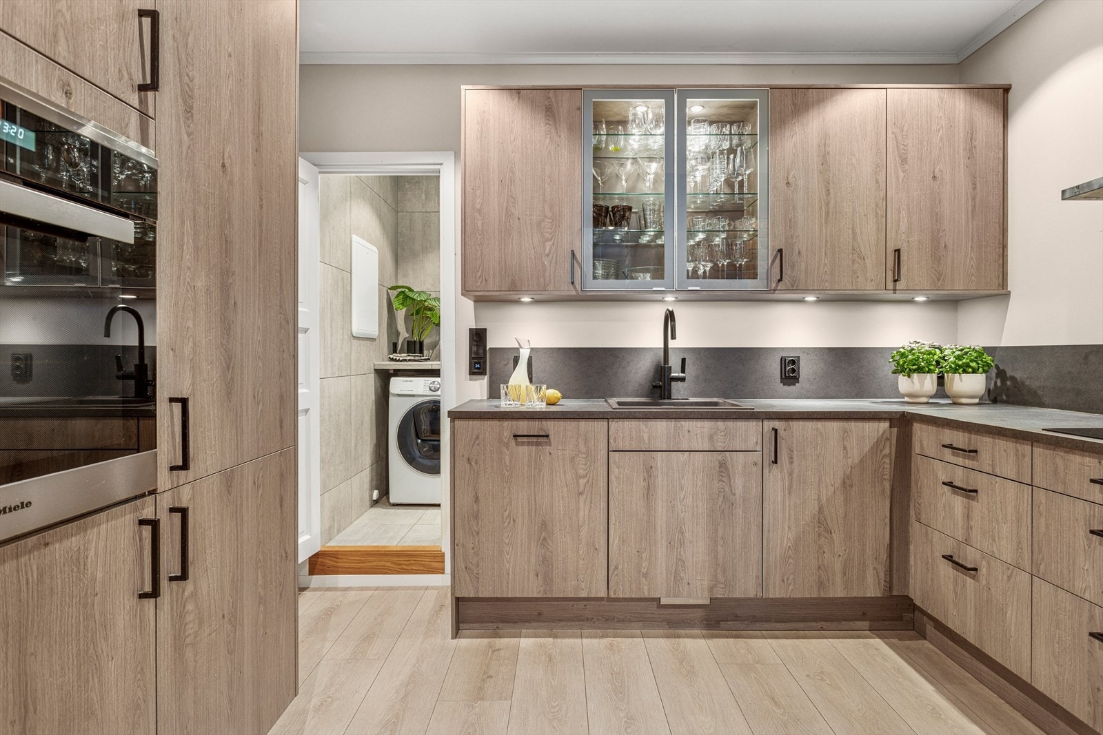 I forbindelse med oppussingen i 2019/2020 ble det også lagt nye vannrør og nytt elektrisk. Galleribilde