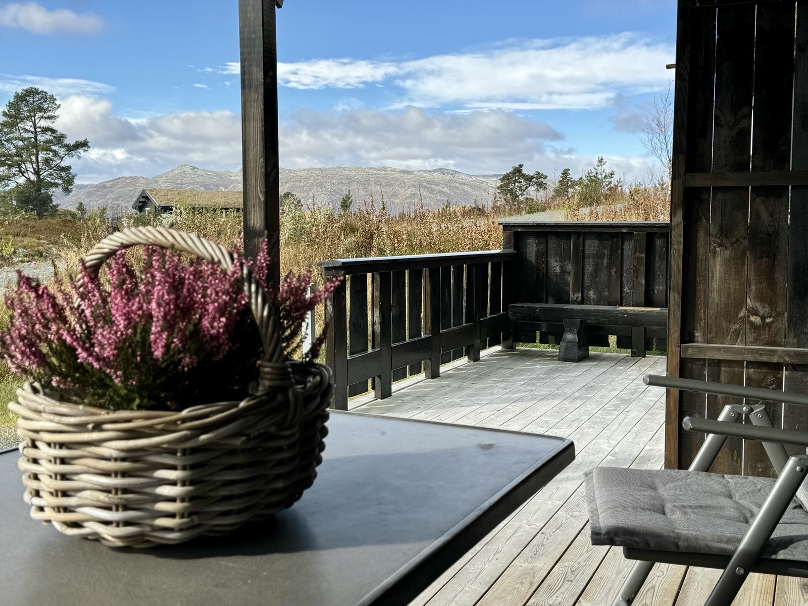 Flott beliggenhet med en flott, vid utsikt og gode solforhold. Galleribilde