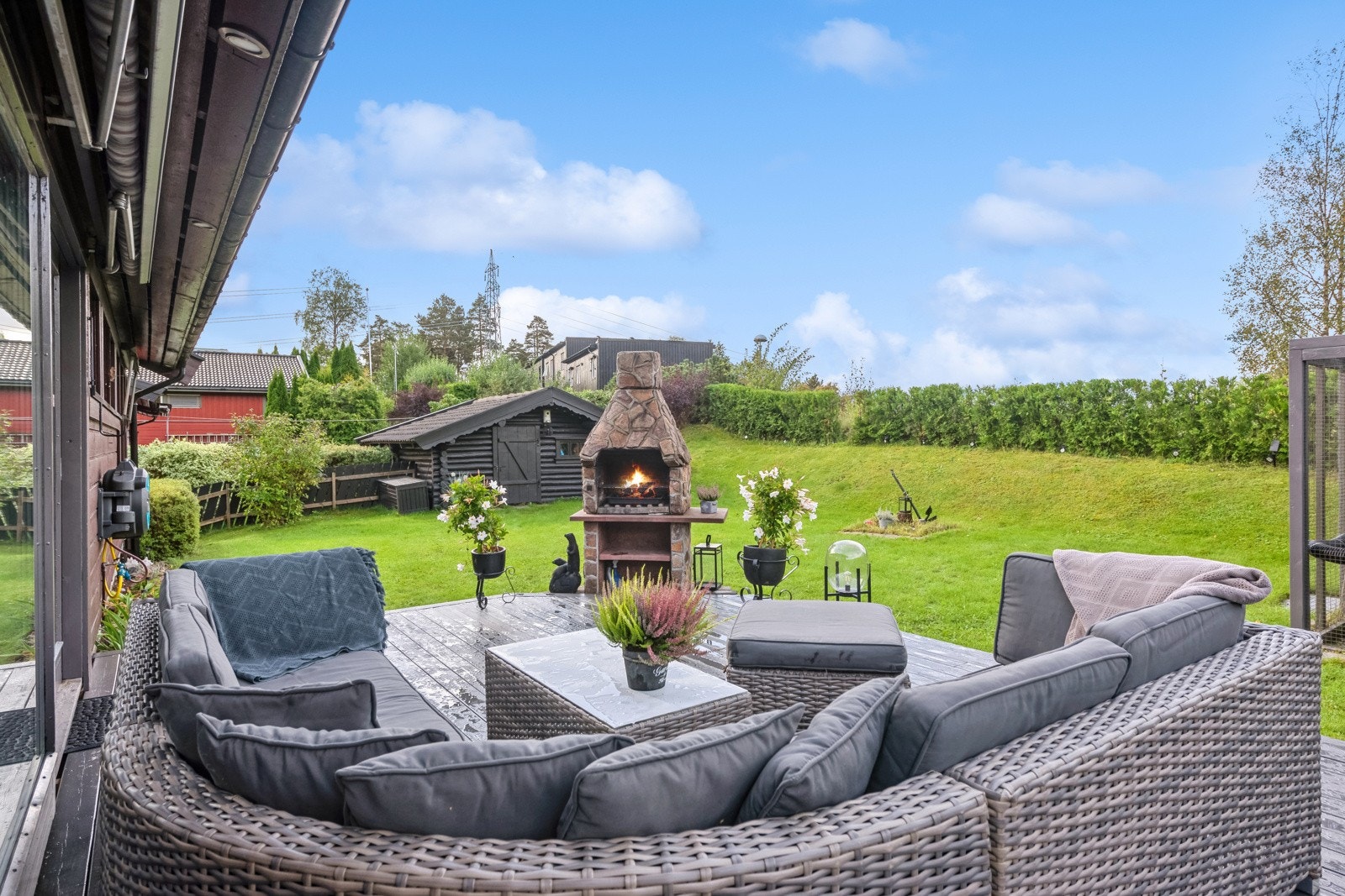 Her er det ikke noe problem å invitere hele familien over på grillfest. Galleribilde