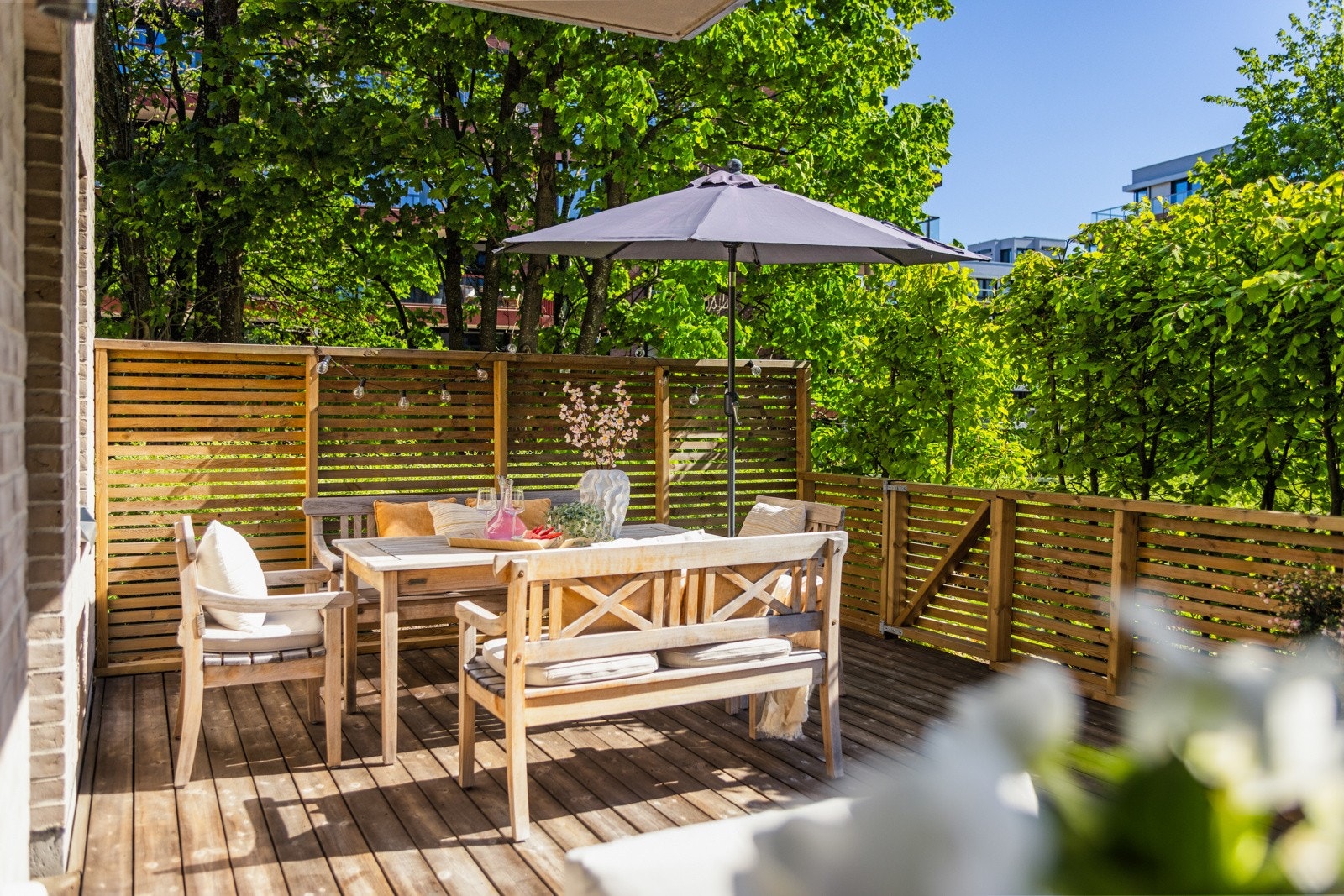 - På sommerstid kommer solen ca. kl.11 frem til ca. kl.1930 - Galleribilde