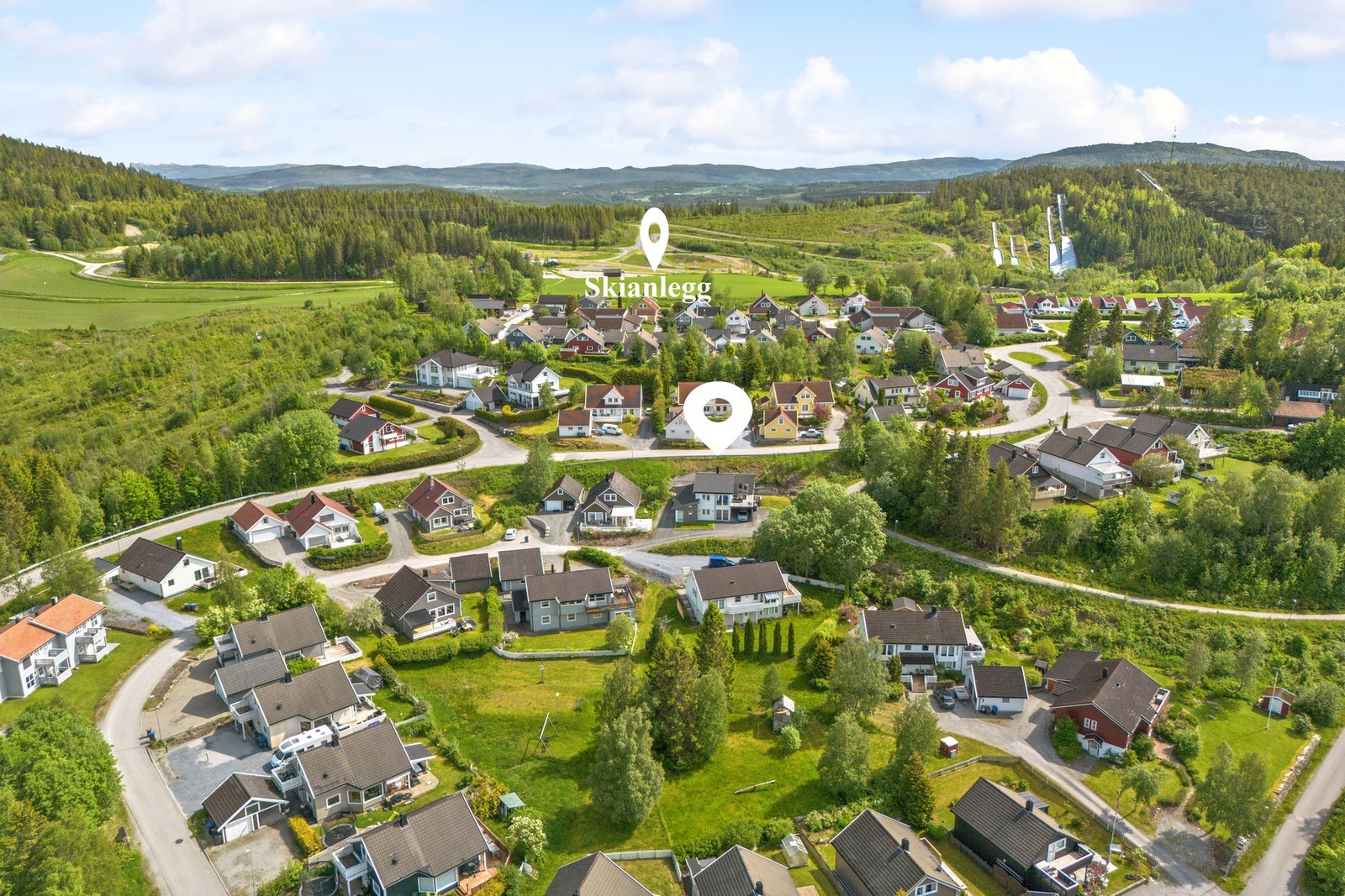 Moderne og familievennlig enebolig med utleie, oppsatt i 2017! Skistadion, hoppbakke og Byafjellet med stort løypenett like ved. Galleribilde