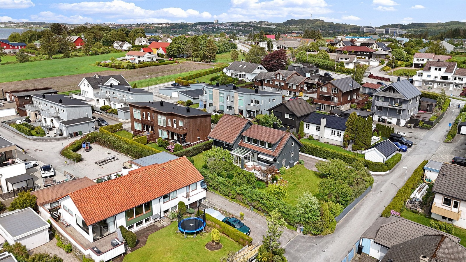Her ser du nærheten til nye Stavanger Universitessykehus som kan sees i bakrunnen i liket med UiS Galleribilde