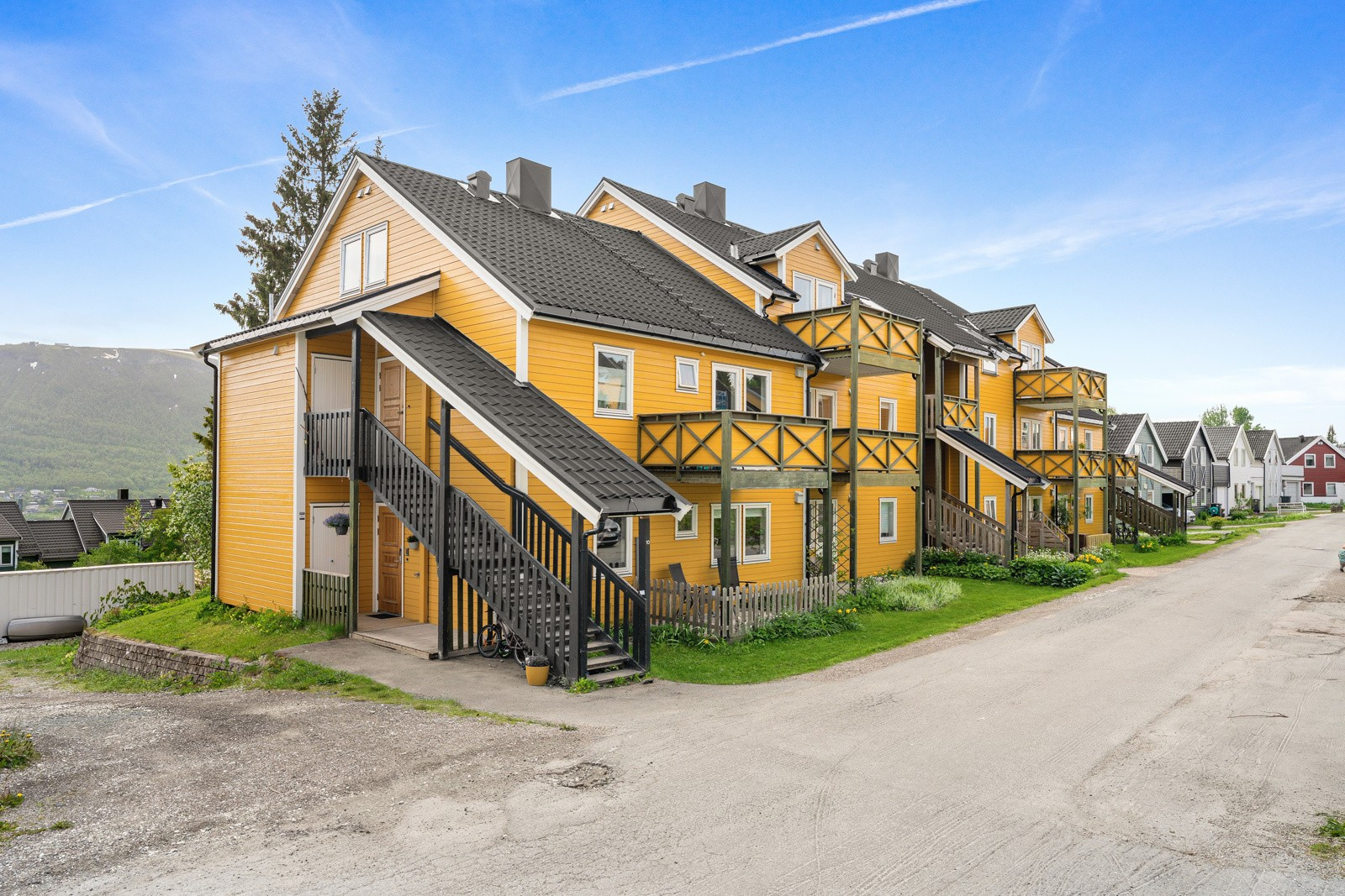 Leiligheten ligger fint til i 1.etasje.