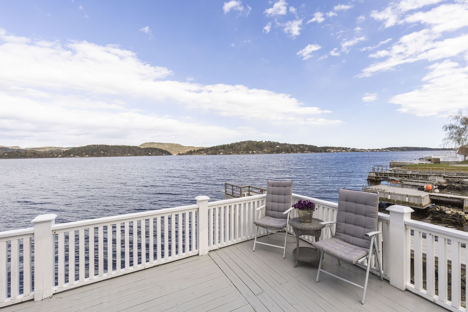 Her kan man følge med på all trafikk i Eidangerfjorden. Galleribilde