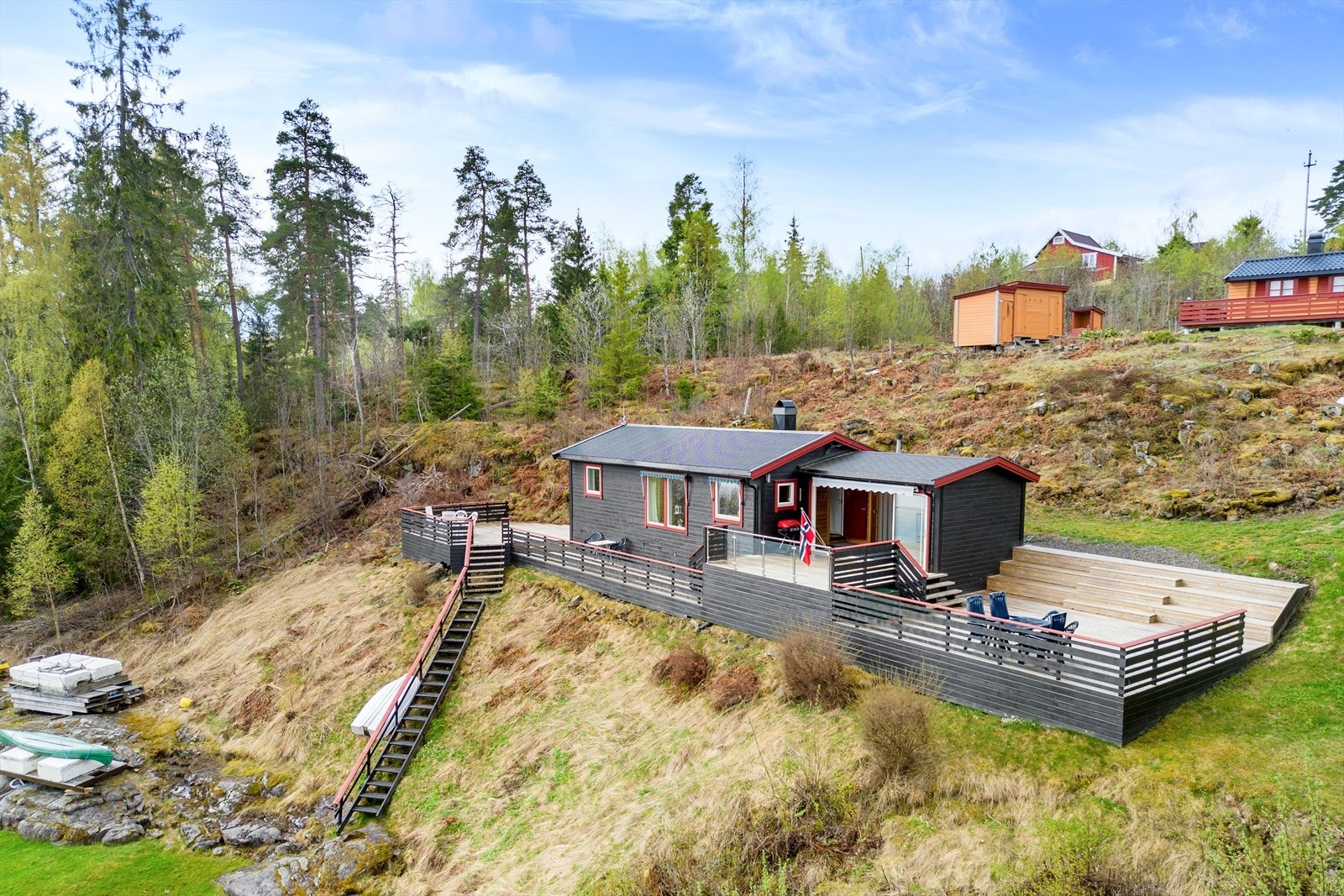 Skjermet og flott beliggenhet. Galleribilde