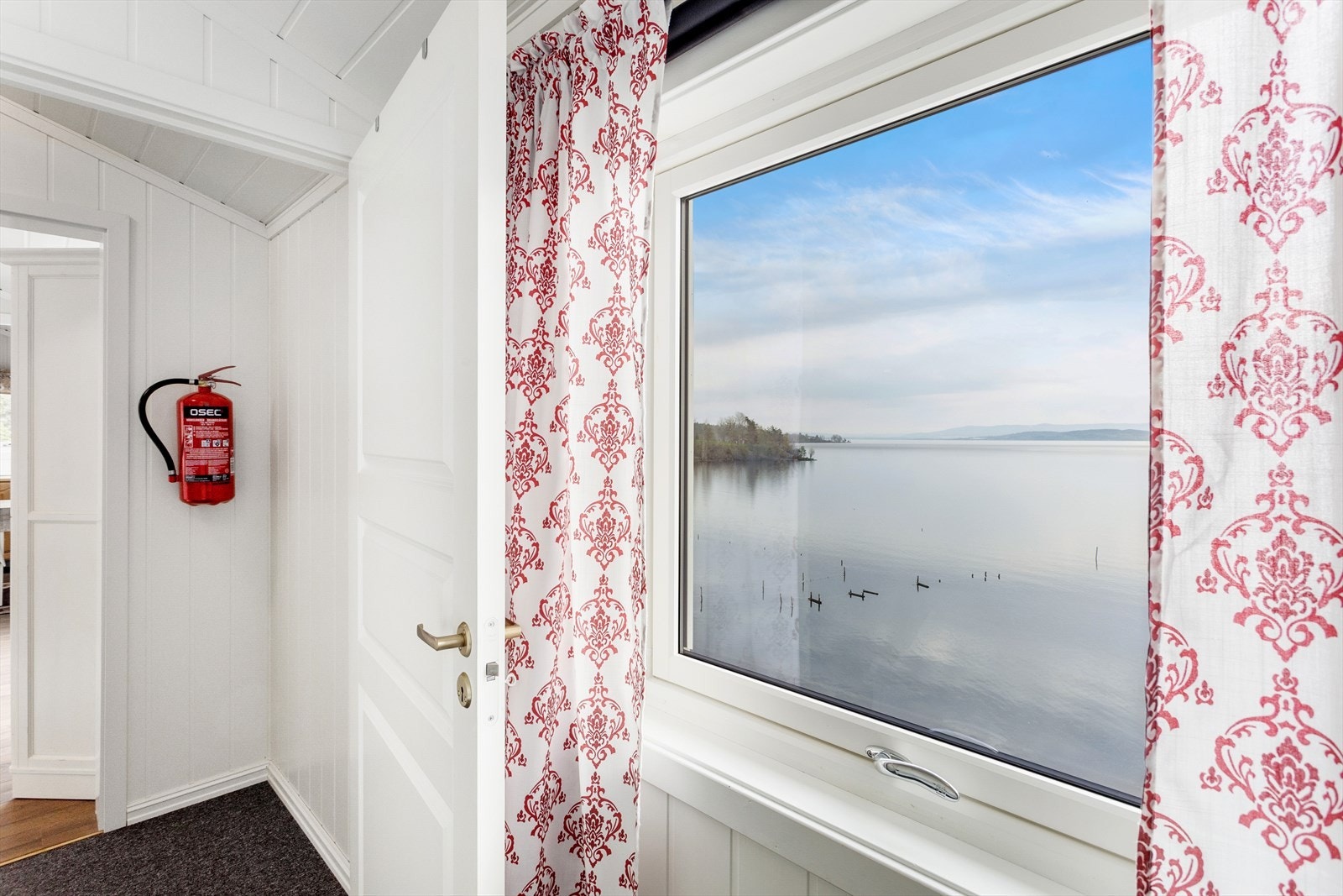 Flott utsikt fra soverom. Galleribilde