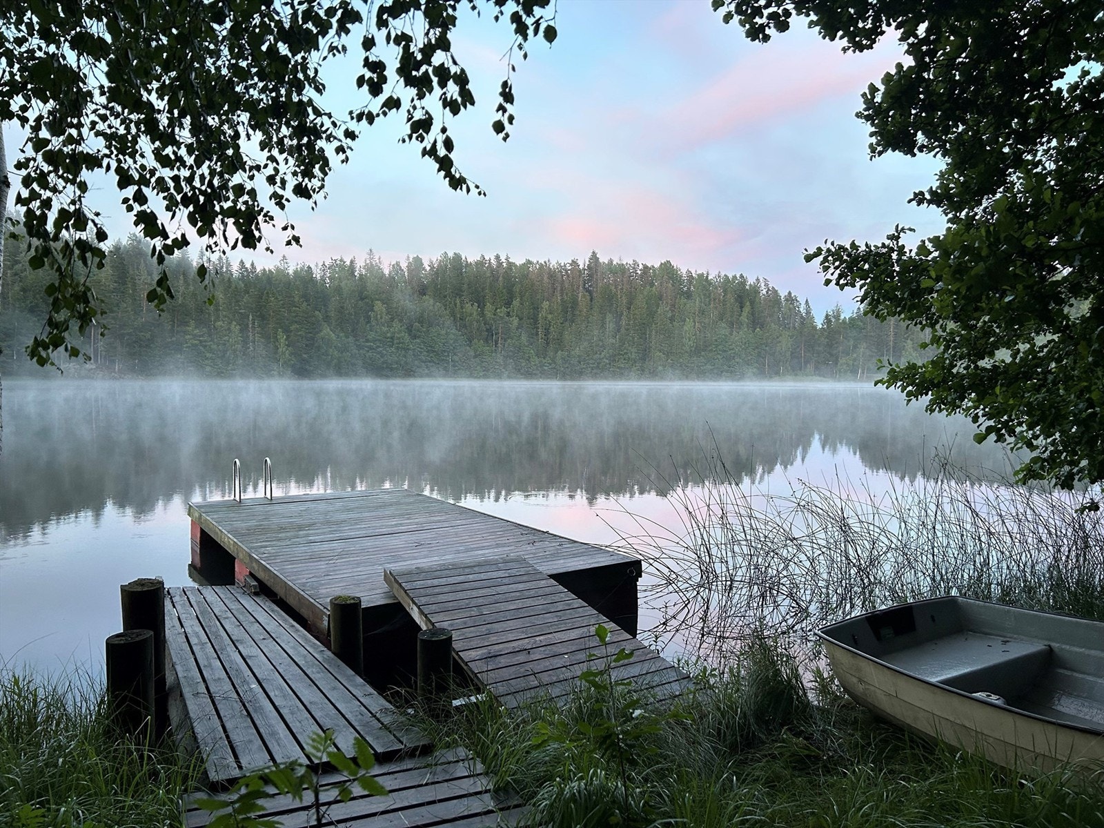 Kveldsstemning nede ved bryggen og Kleivern. Galleribilde
