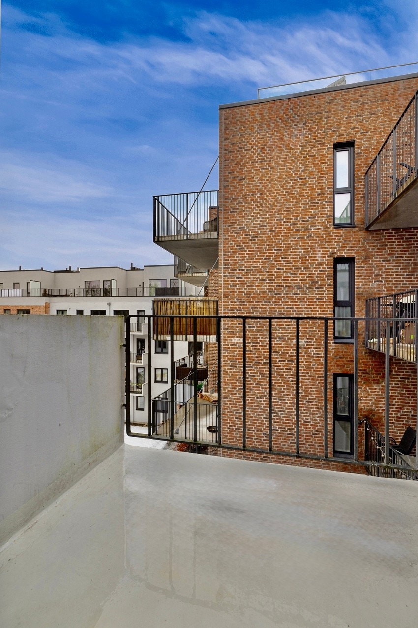 Balkongen med utgang fra stuen Galleribilde