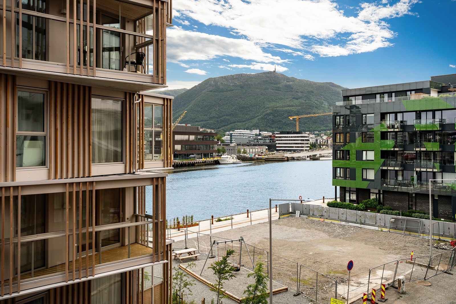 - En lekker selveierleilighet med fast parkering, felles takterrasse og ettertraktet beliggenhet - Galleribilde