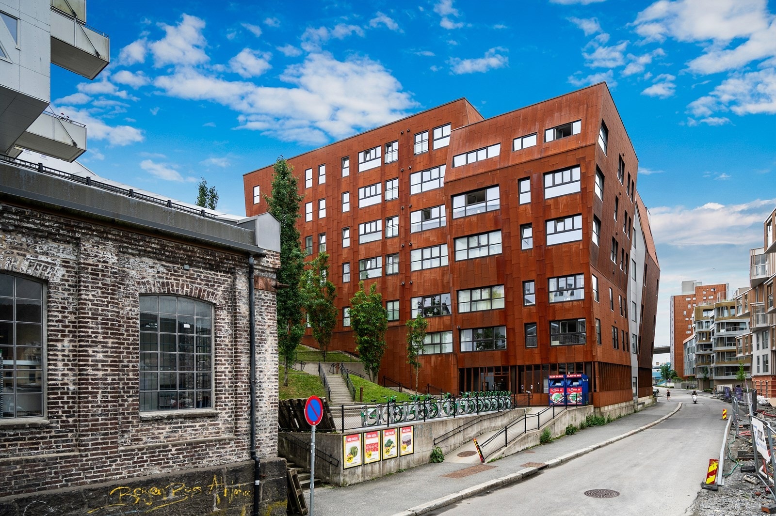 - Leiligheten er tilhørende et veldrevet sameie bestående av 112 seksjoner - Galleribilde