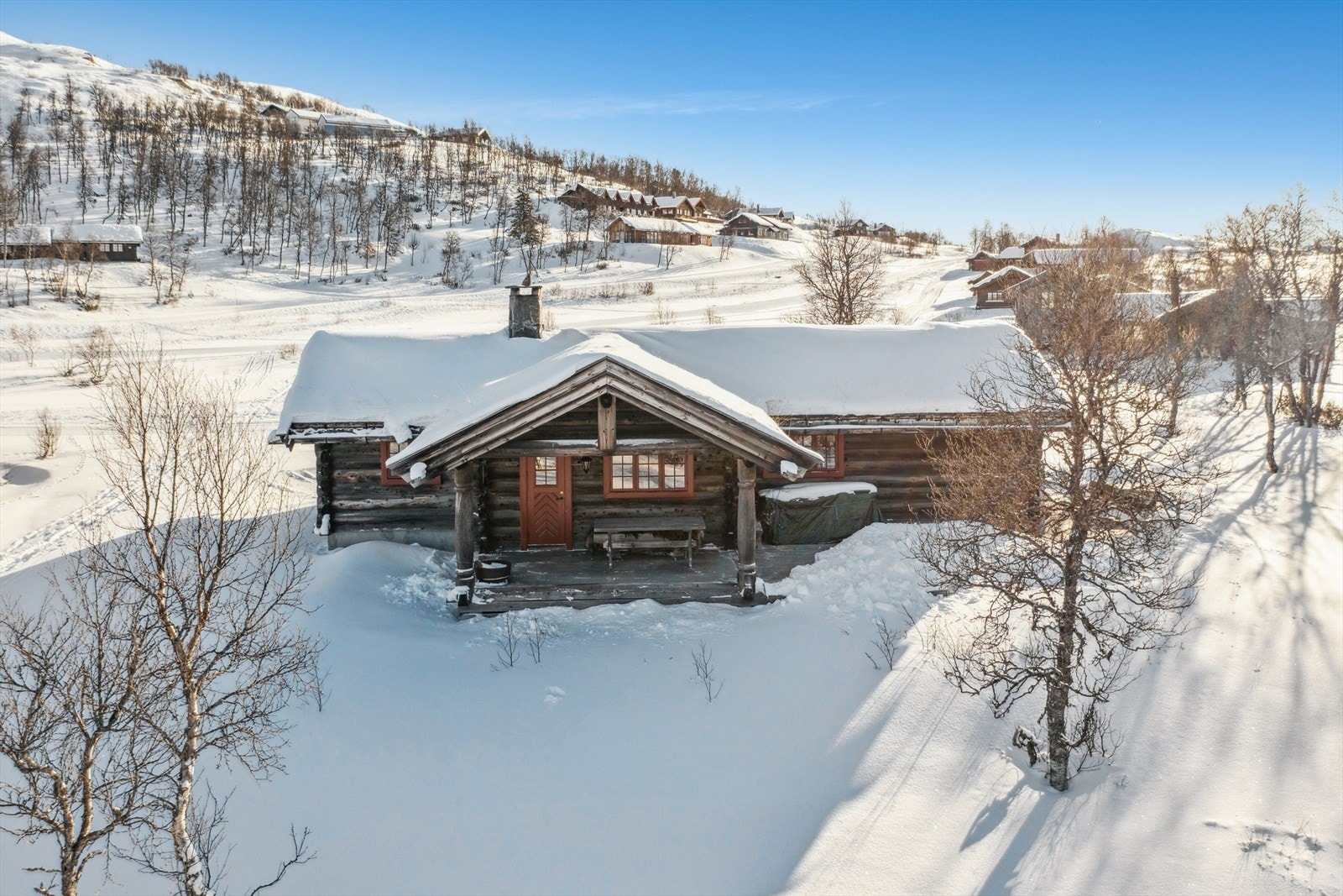 Jeanette A. Eriksrød i DNB Eiendom har gleden av å invitere til visning. Galleribilde