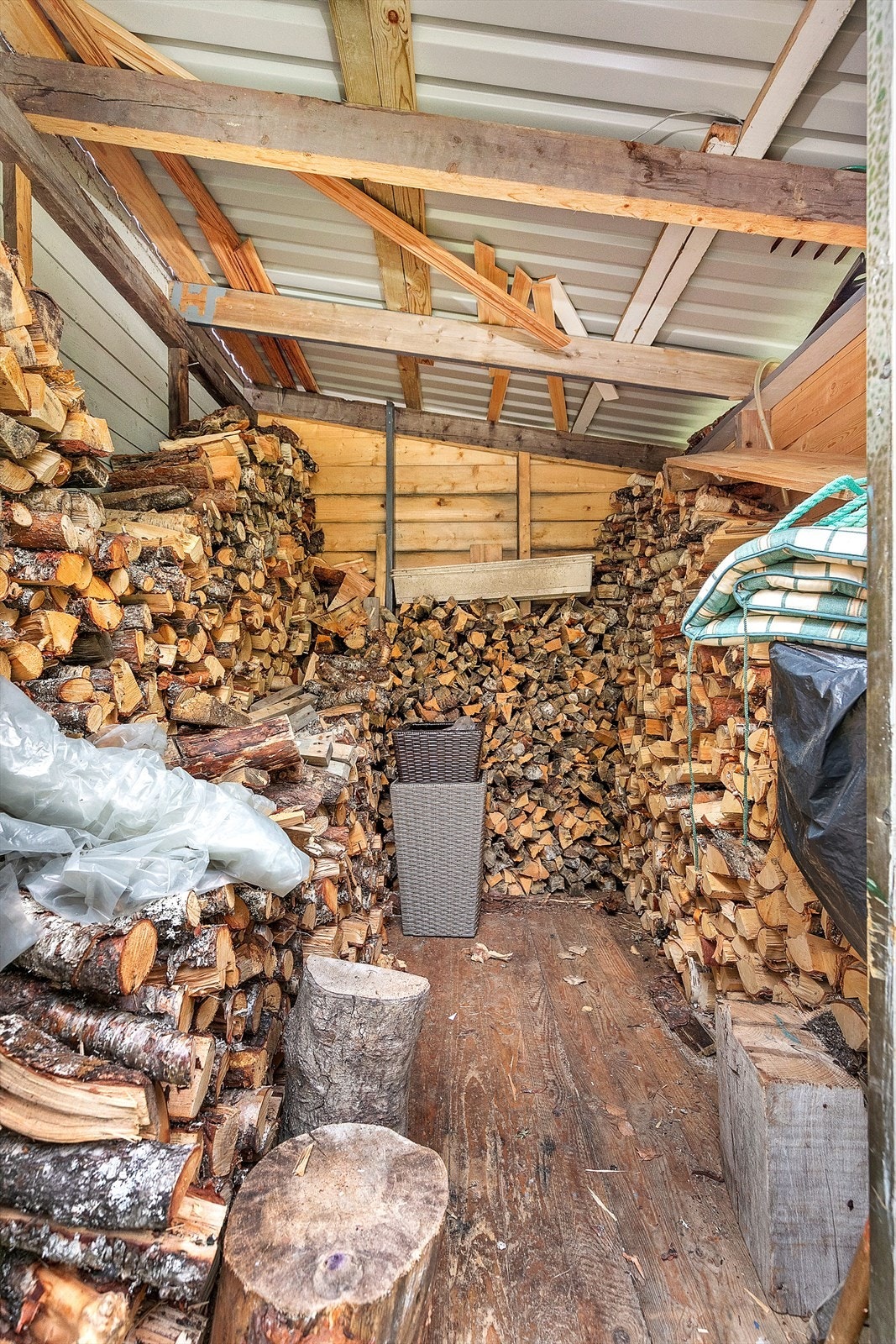Vedbod Galleribilde