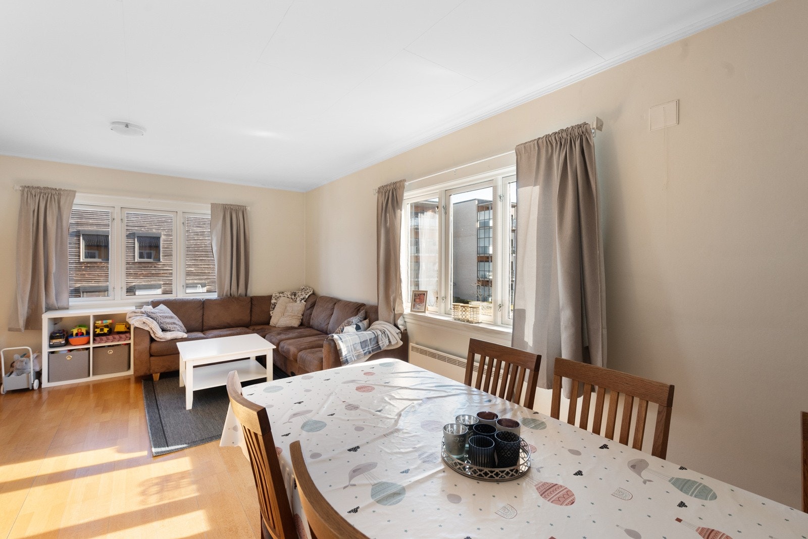 Her er det møbleringen som avgjør hva du har plass til, og gir deg frihet til å tilpasse rommet etter dine behov Galleribilde