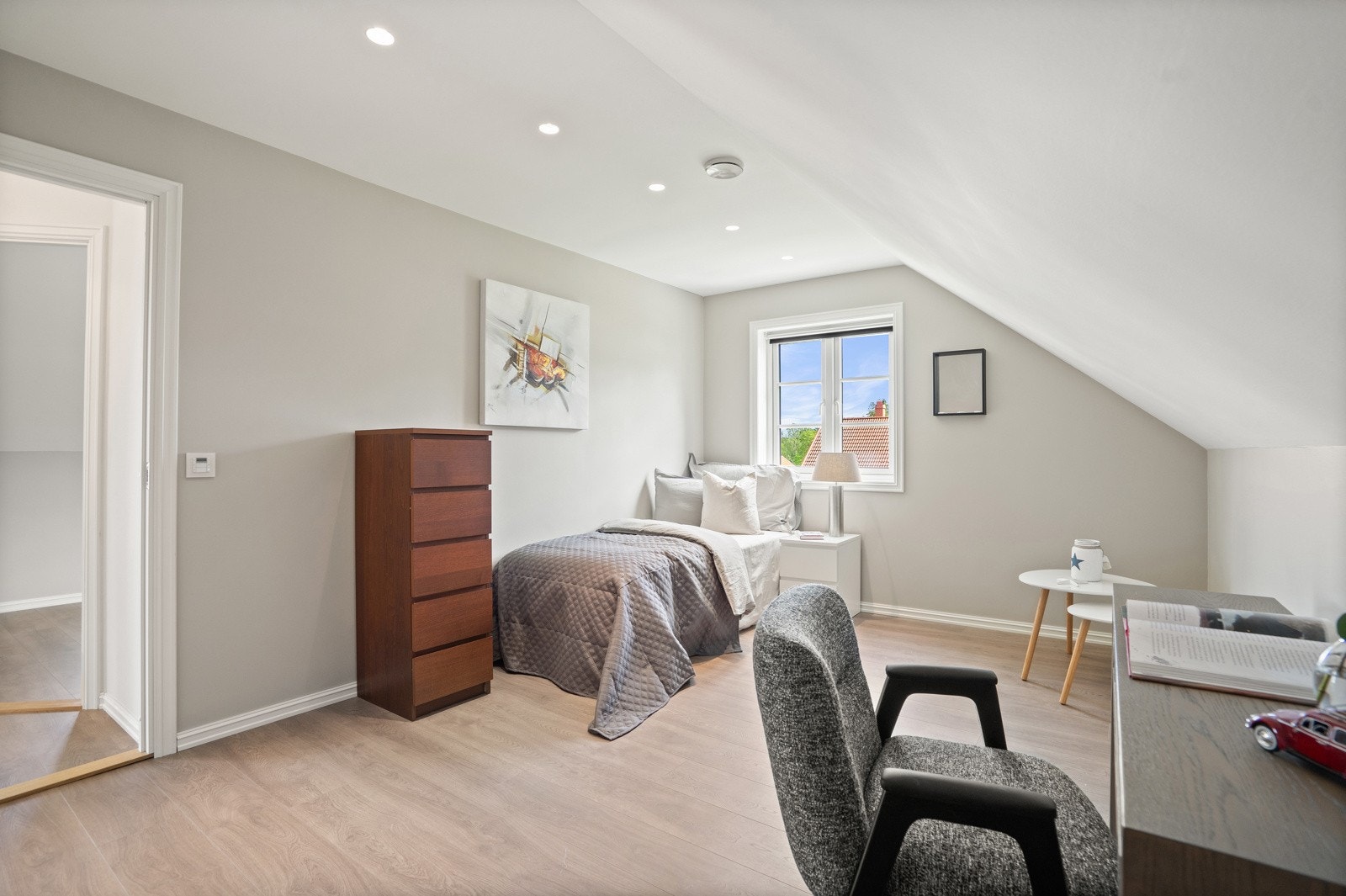 Soverom nr 4 Galleribilde