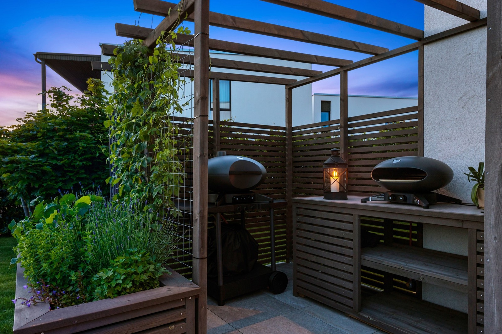 Grillhjørne med pergola Galleribilde