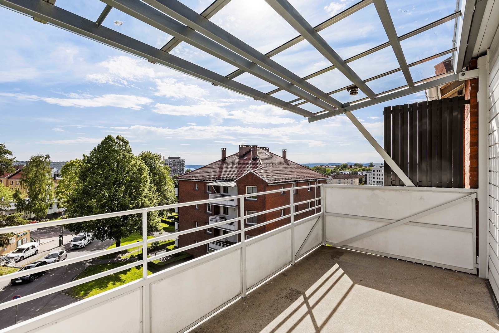 Velkommen til St. Jørgens vei 14! Presentert av Fredrik Campbell Pedersen i OBOS Eiendomsmeglere, avd. Tveita. Galleribilde