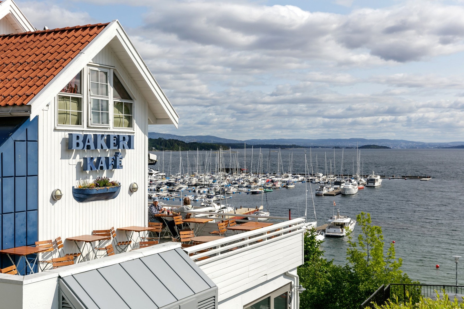 Sjarmerende Vollen Handelssted byr på bespisning med upåklagelig utsikt Galleribilde