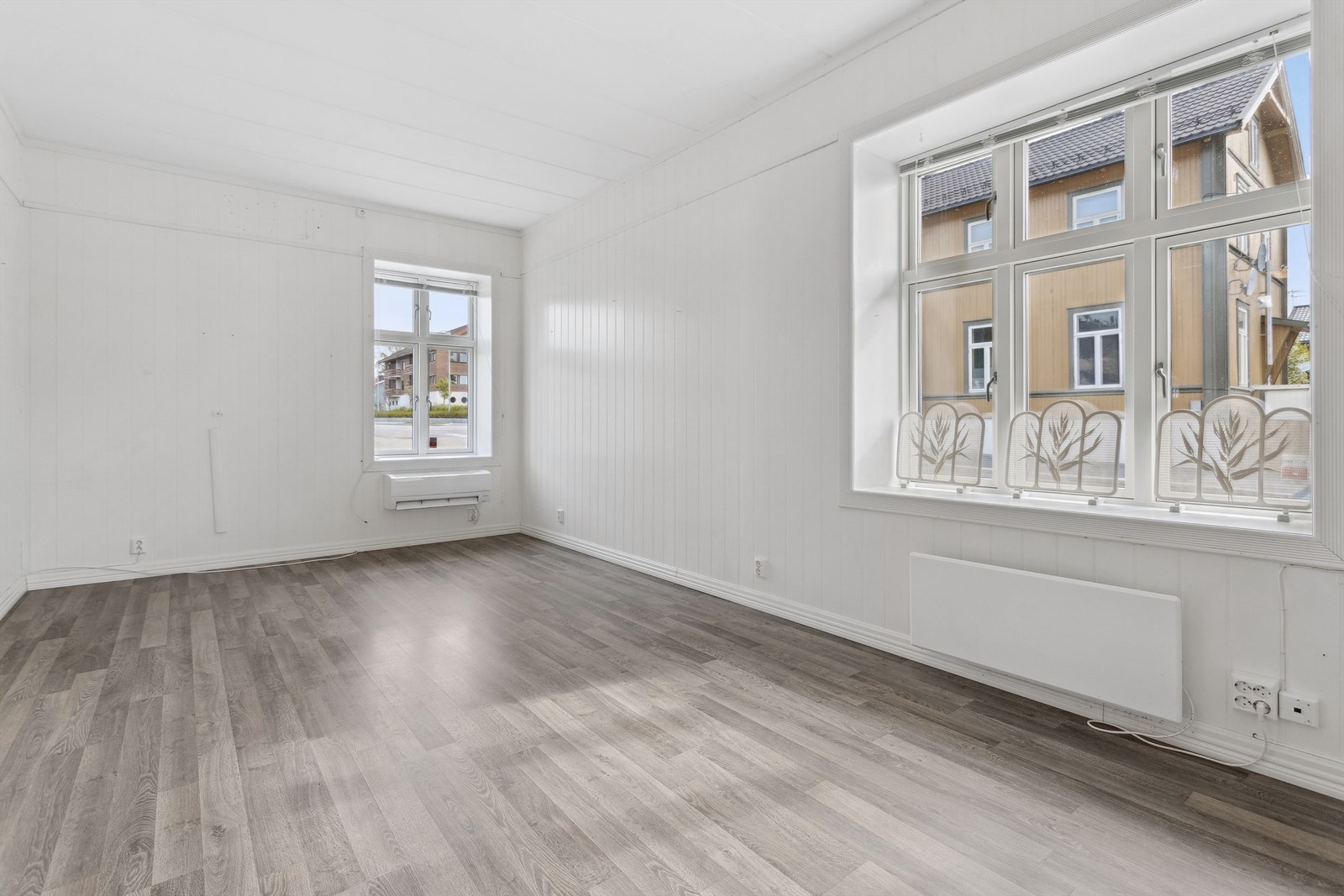 Det er varmepumpe i stuen for jevn og god varme Galleribilde