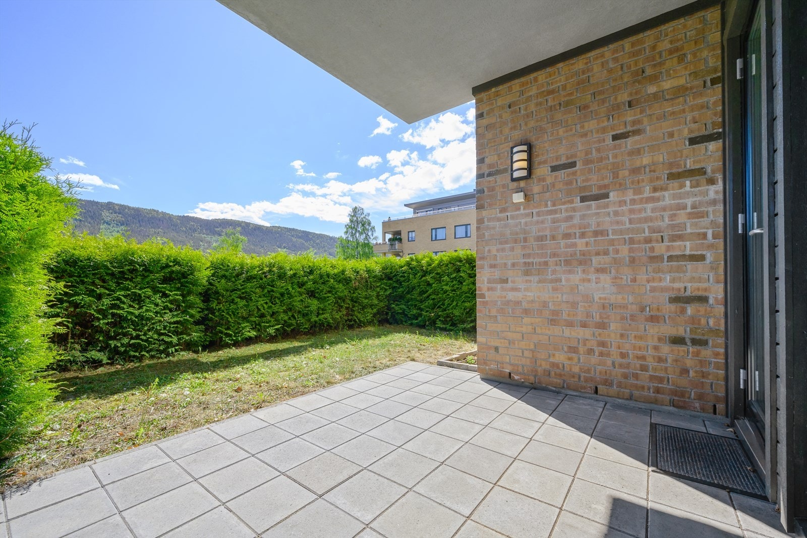 Hyggelig uteplass Galleribilde