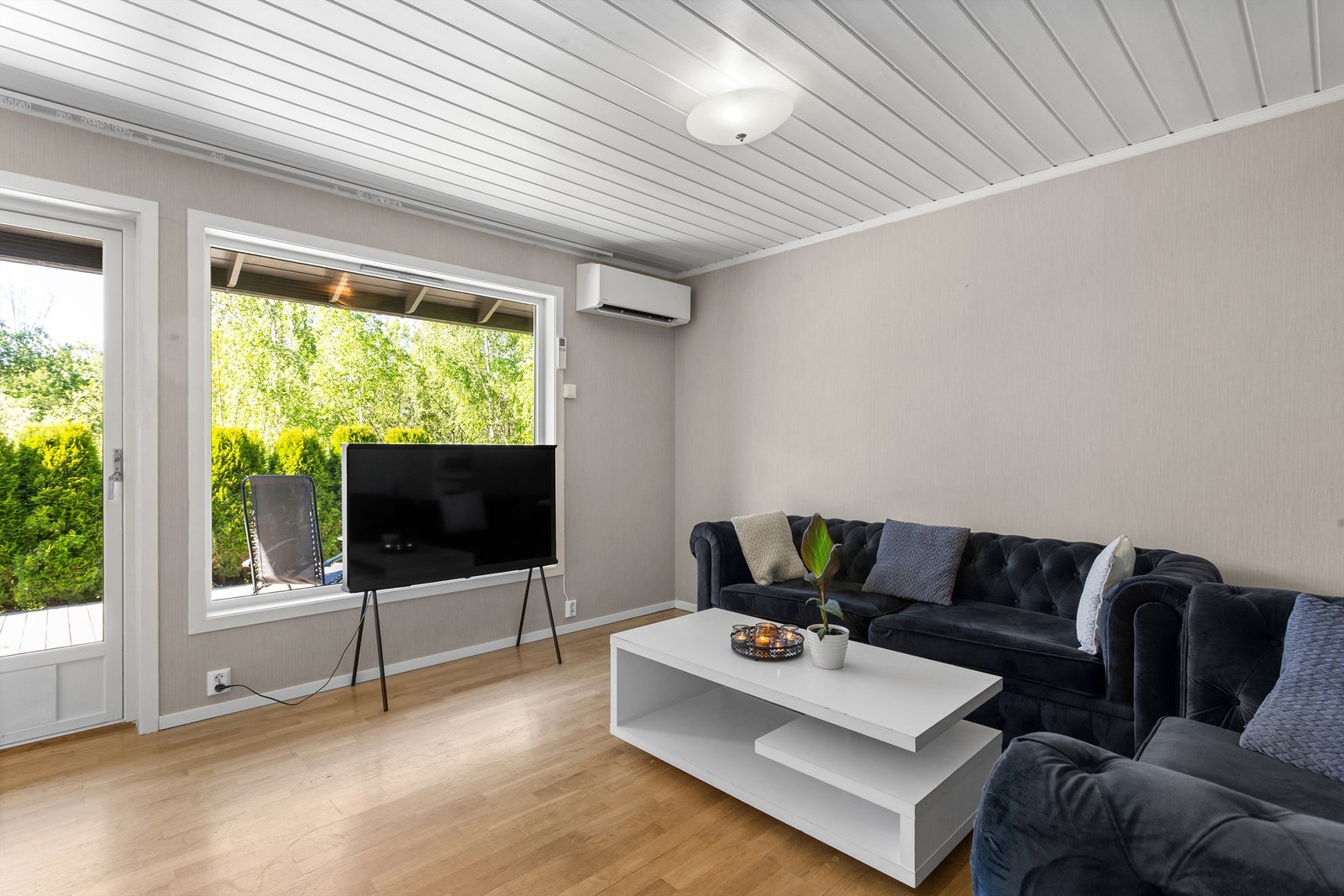 Utgang til terrasseplatting Galleribilde