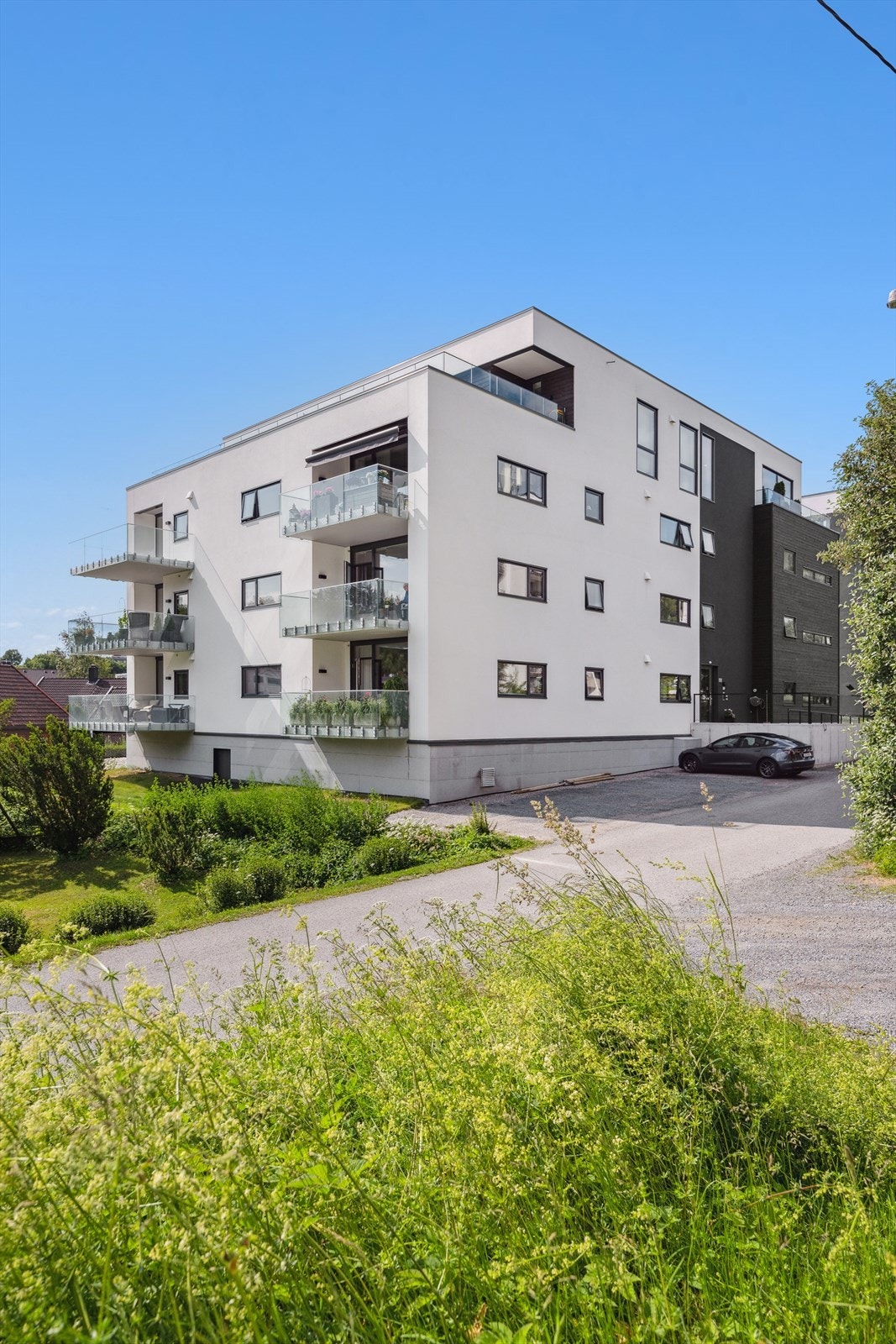 Leiligheten ligger i det populære borrettslaget Ullerål Hage. Galleribilde