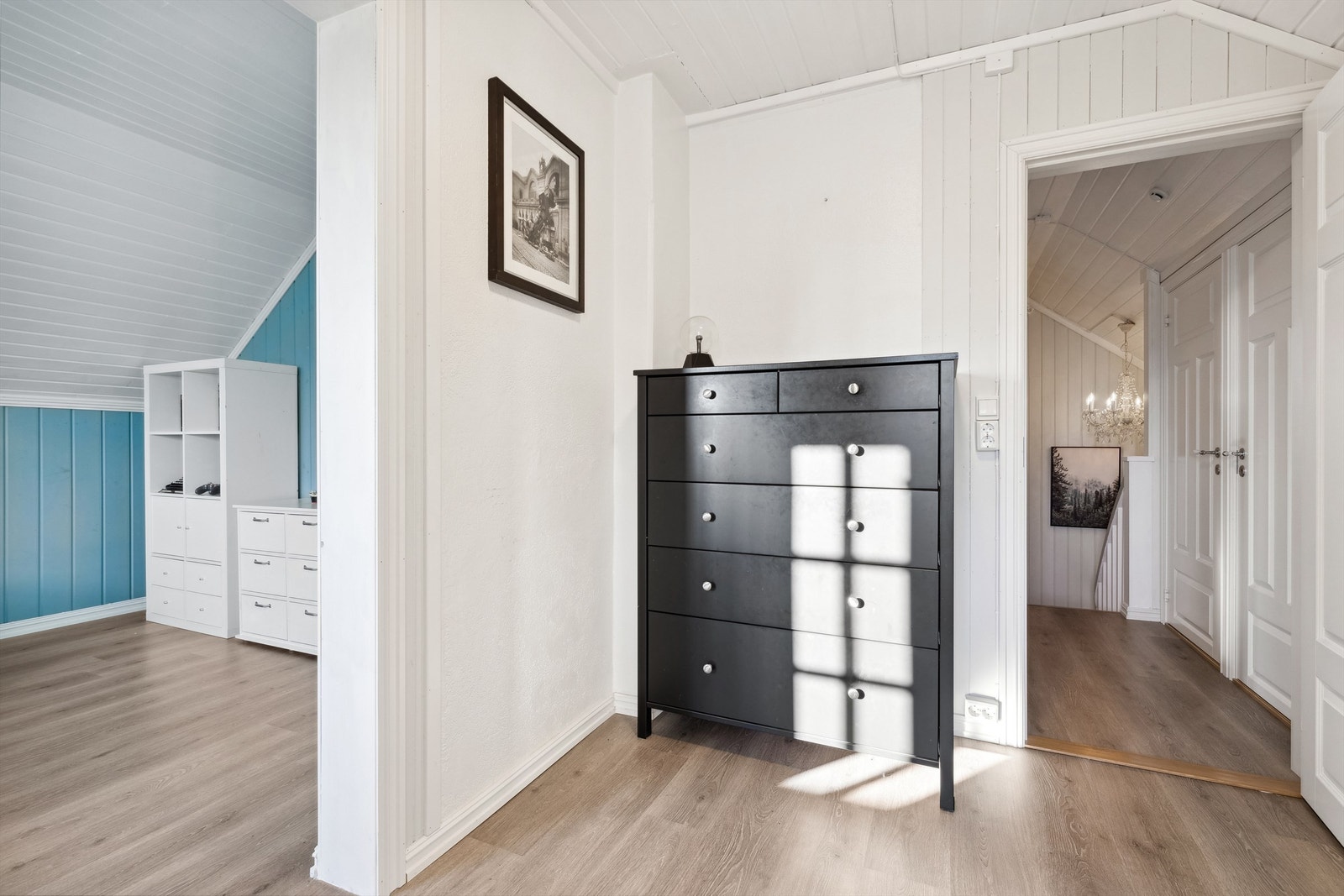 Gang i 2. etasje Galleribilde