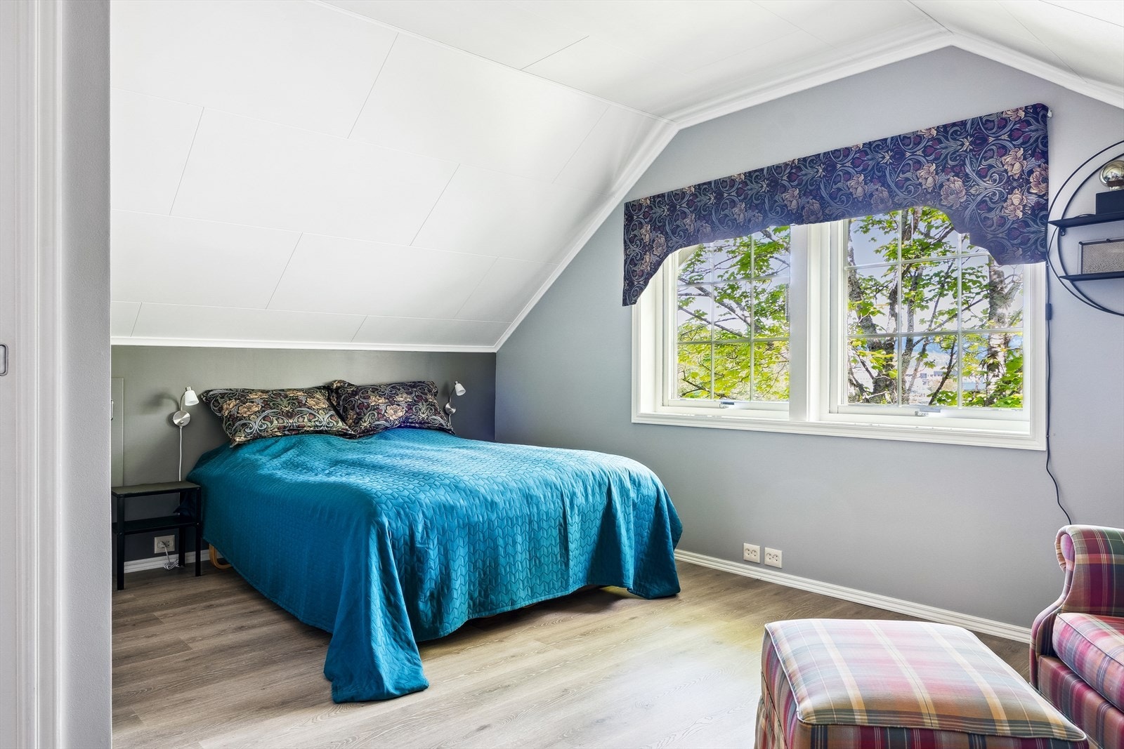 Soverom 2 av 2 i 2.etg. Galleribilde