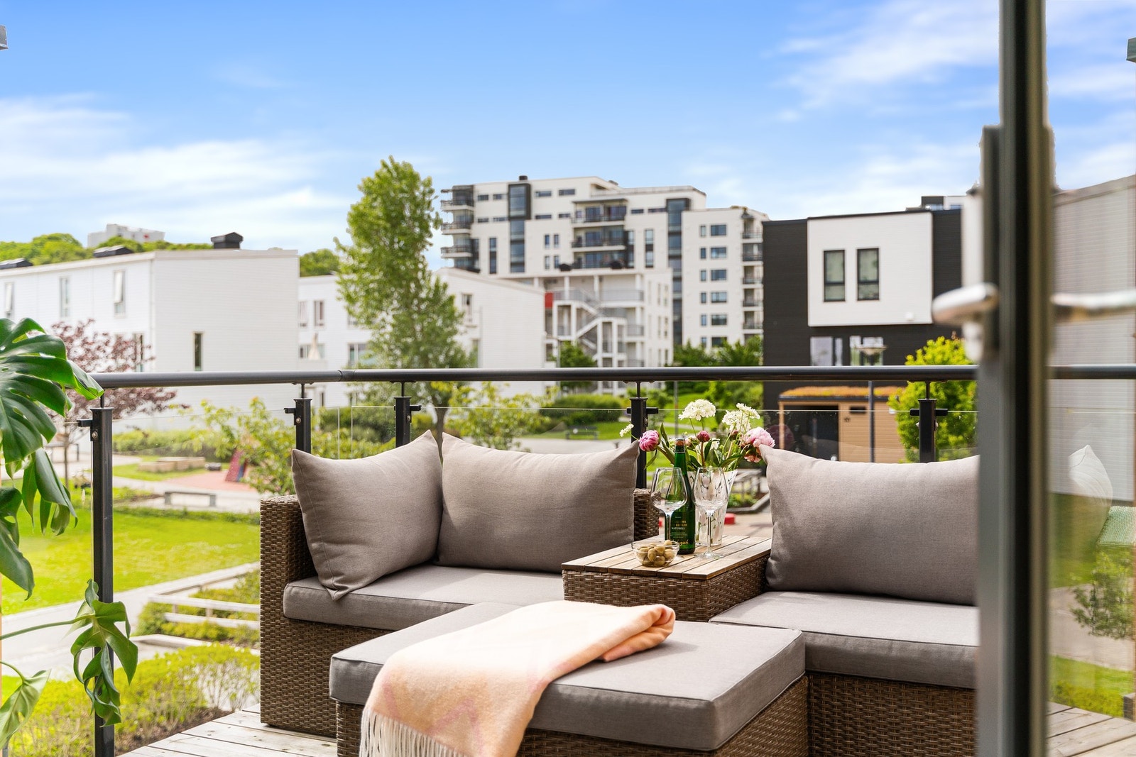 Gled deg til å nyte sene sommerkvelder på denne terrassen. Galleribilde