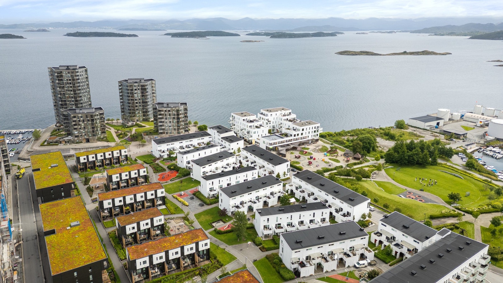 Det er også flere friområder og lekeplasser i nærområdet. Galleribilde