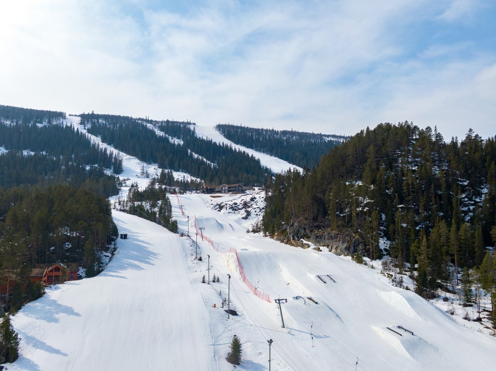 Med skisenteret tett på, er nye eventyr aldri langt unna Galleribilde
