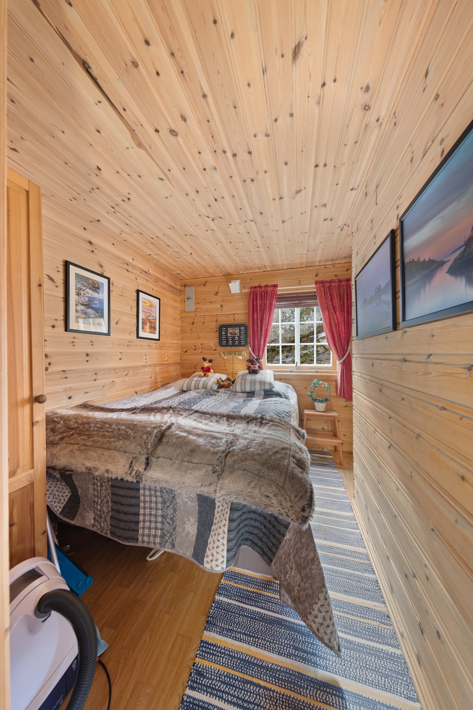 Soverom 2, Løvøya 2 Galleribilde