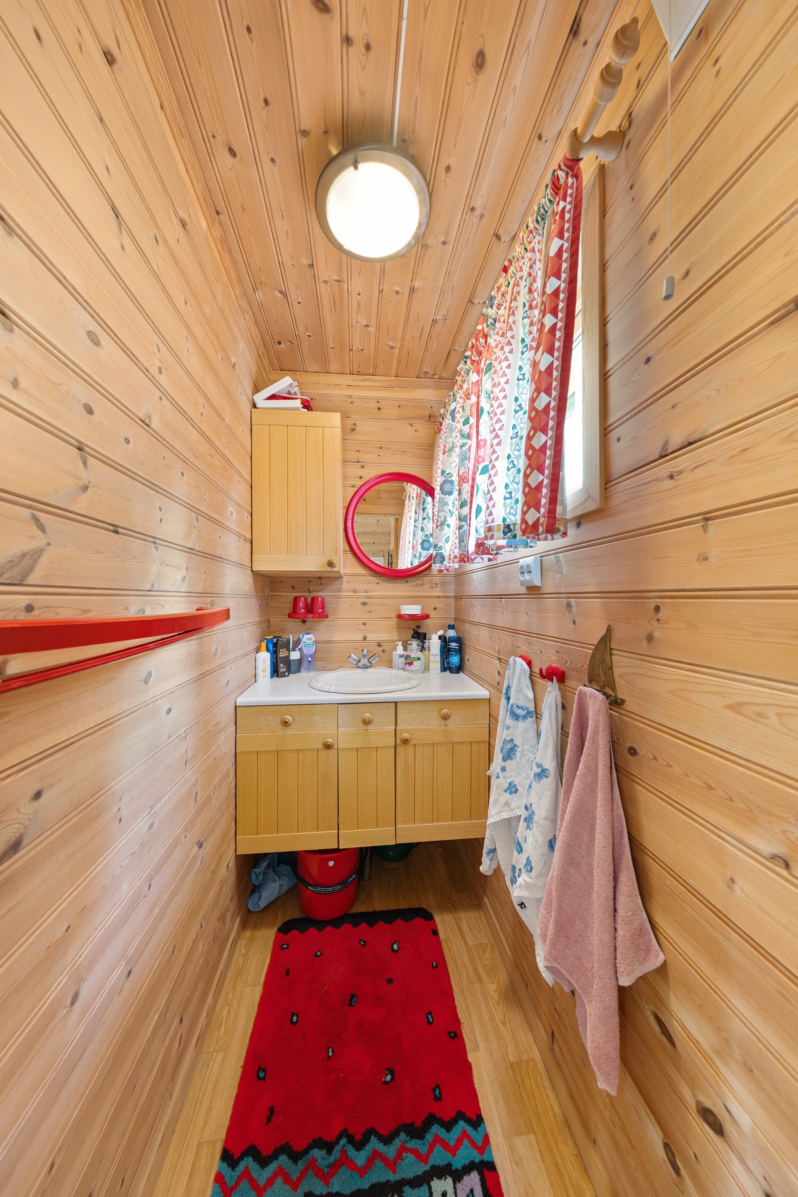 Bod, Løvøya 2 Galleribilde