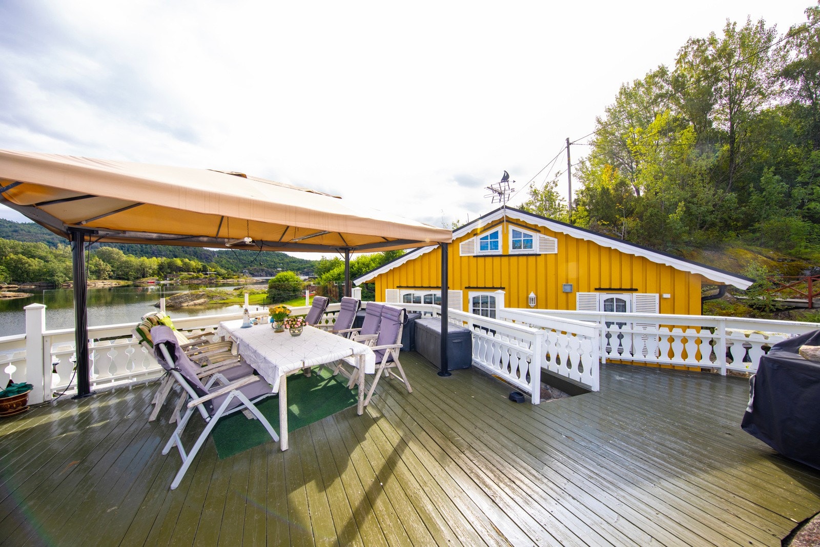 Platting, Løvøya 2 Galleribilde