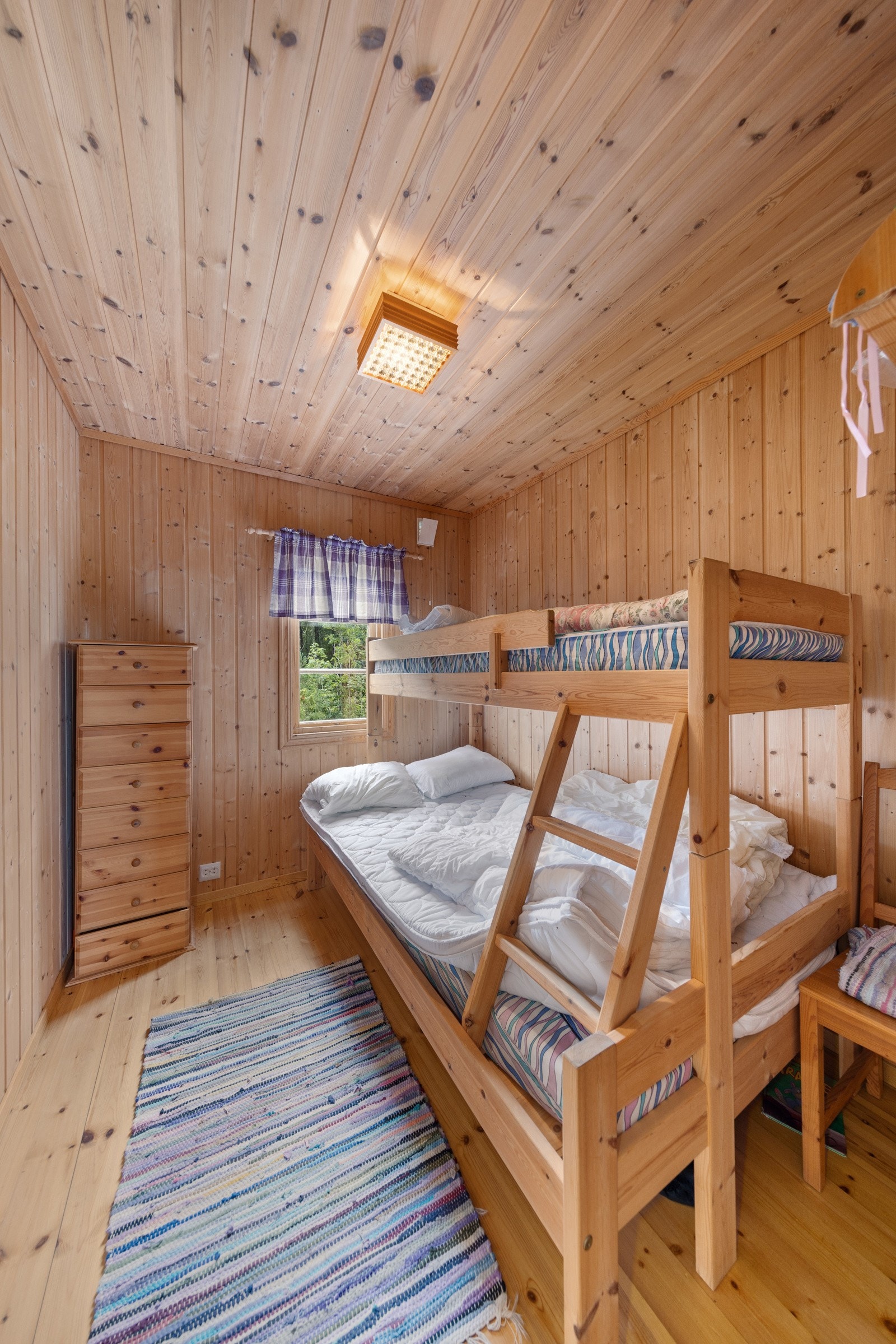 Soverom 3, Løvøya 4 Galleribilde