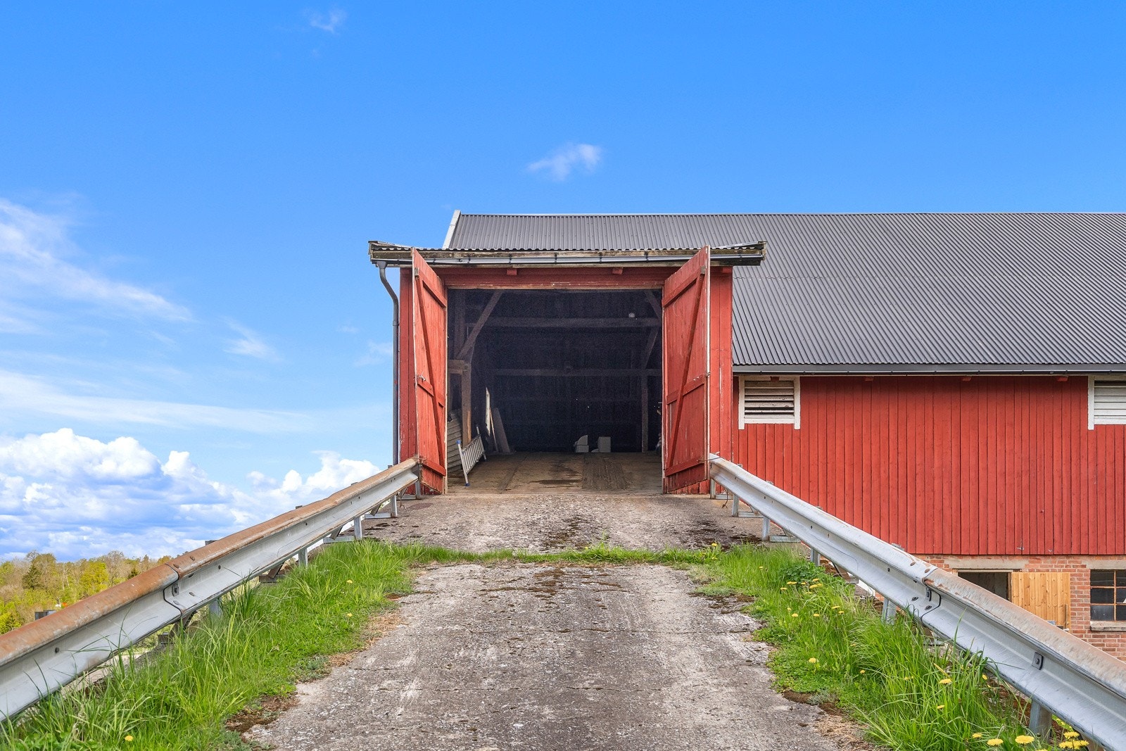Låvebru opp til toppetasjen Galleribilde