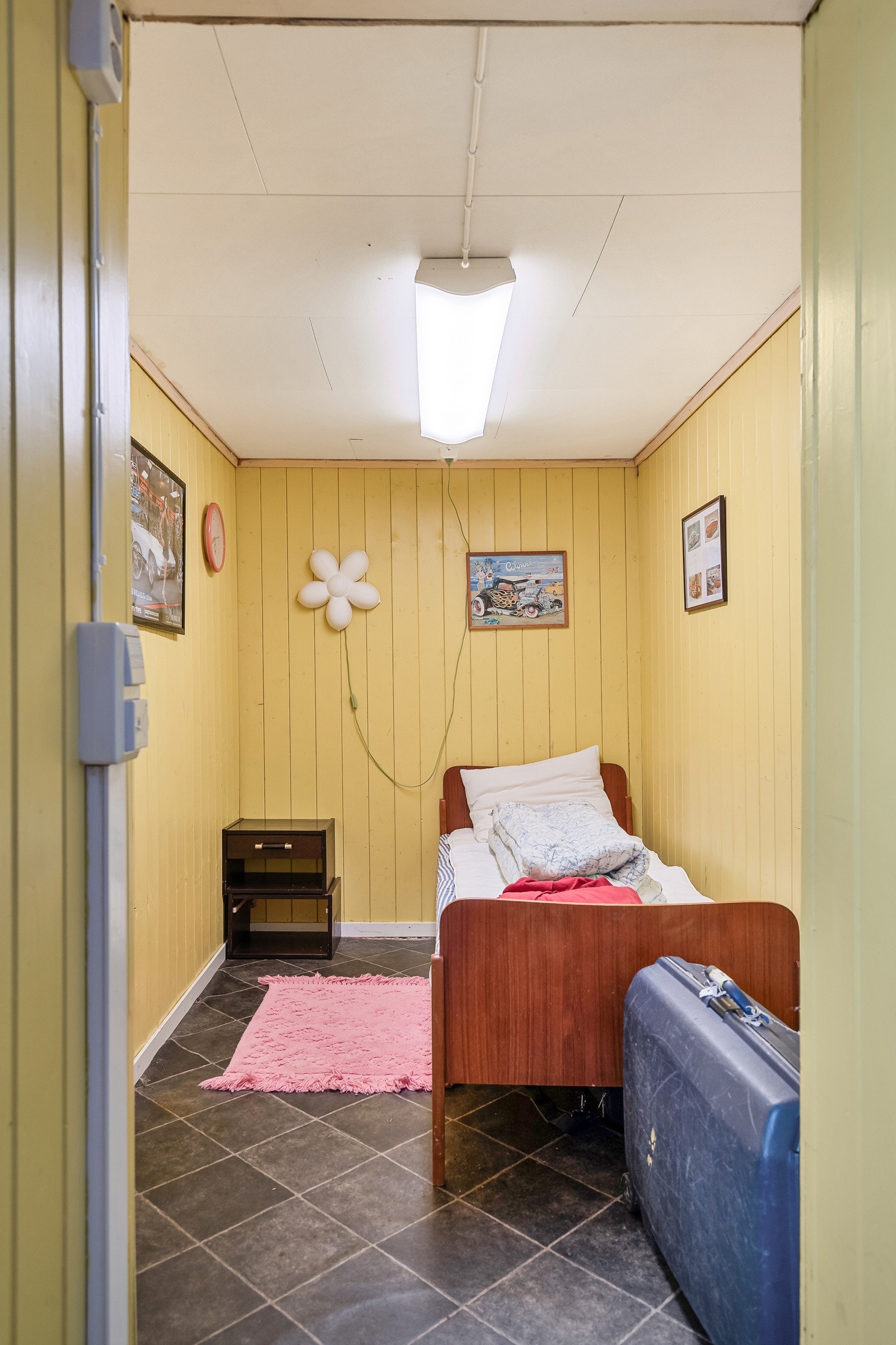 "Soverom" innredet innerst i låven (ikke søkt til varig opphold) Galleribilde