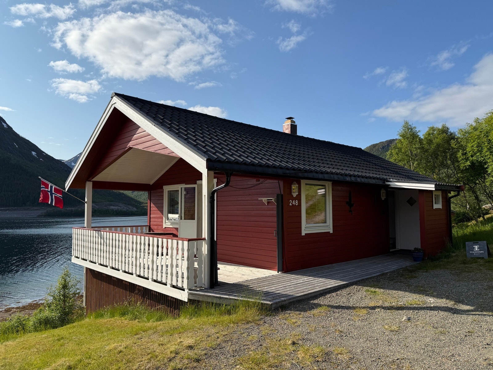 Her får du sjansen til å eie fritidsbolig helt ved havet i idylliske Gullesfjord Galleribilde