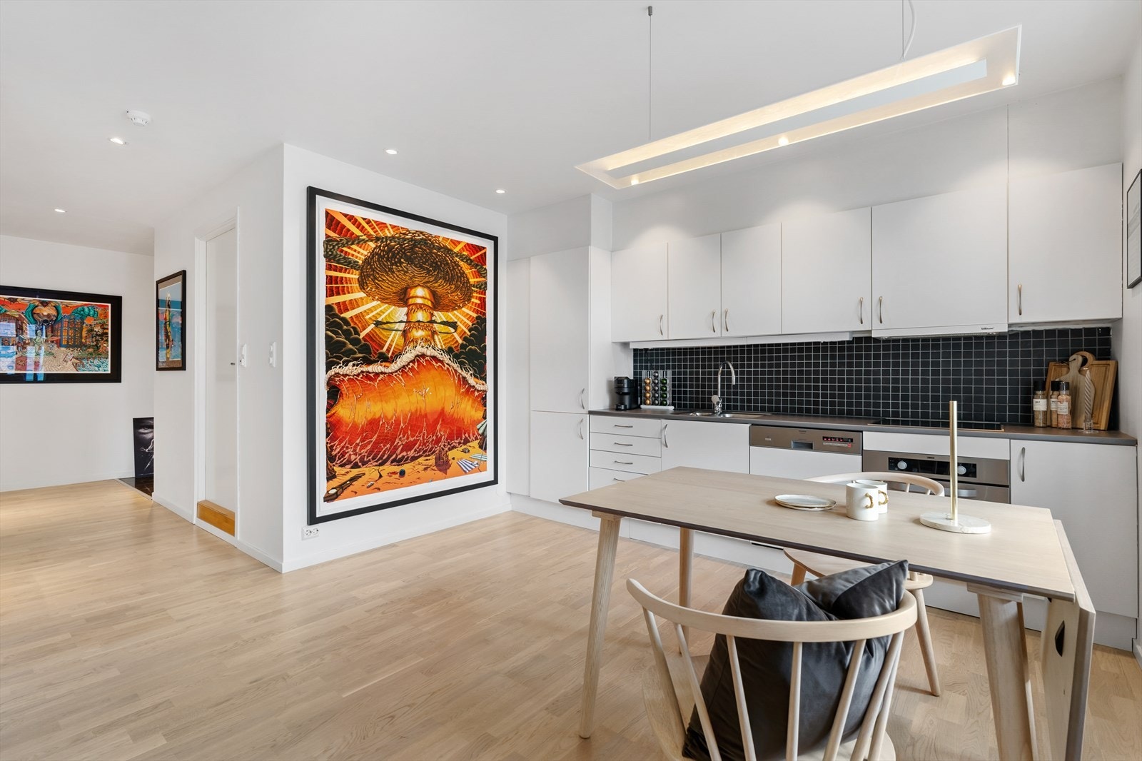 Begge leilighetene har alle hvitevarer integrert Galleribilde